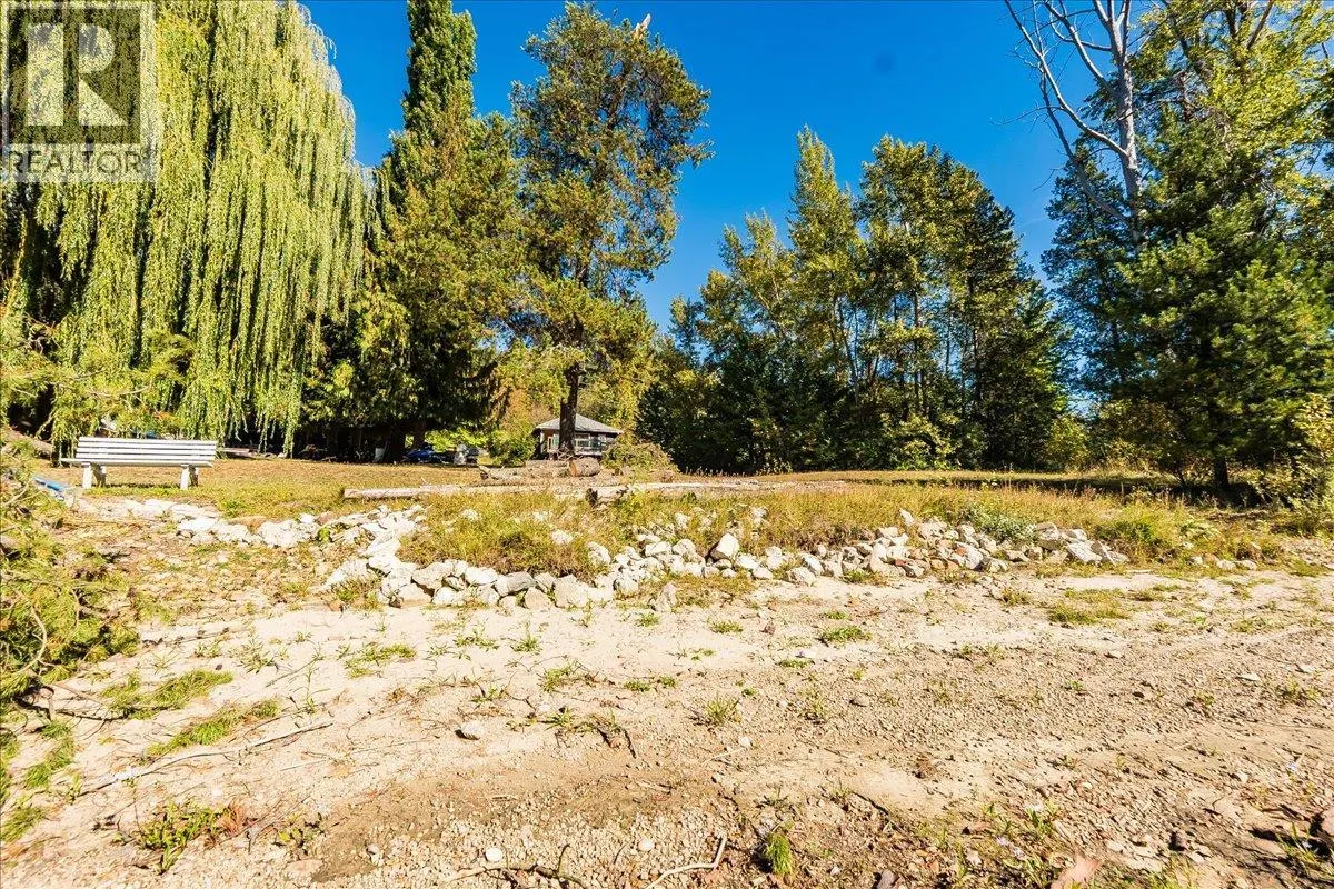 3788 Broadwater Road