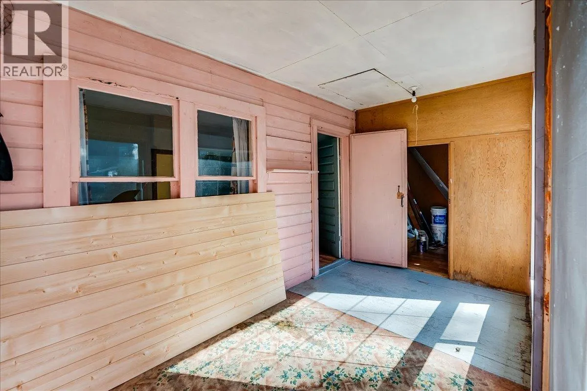 3788 Broadwater Road