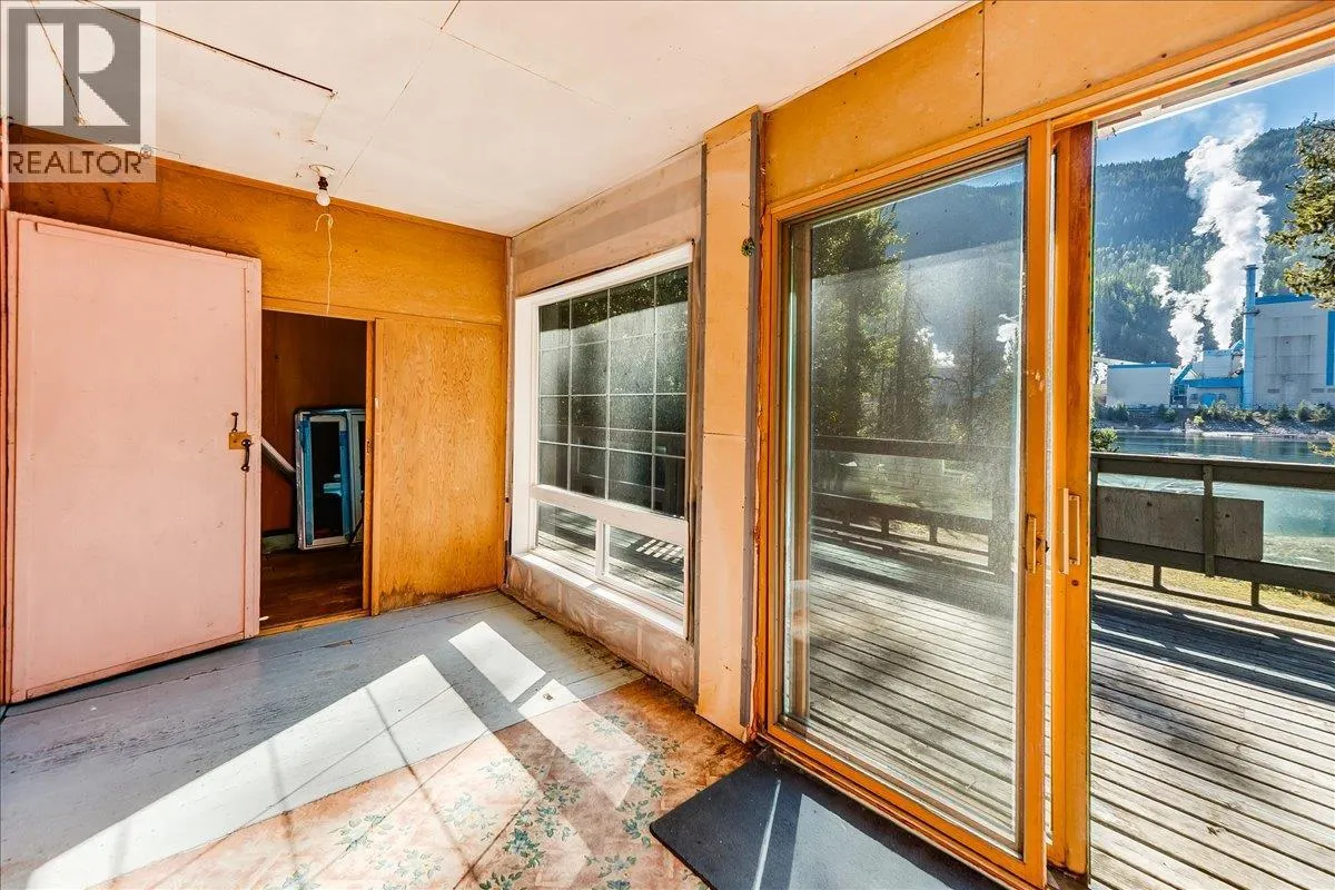 3788 Broadwater Road
