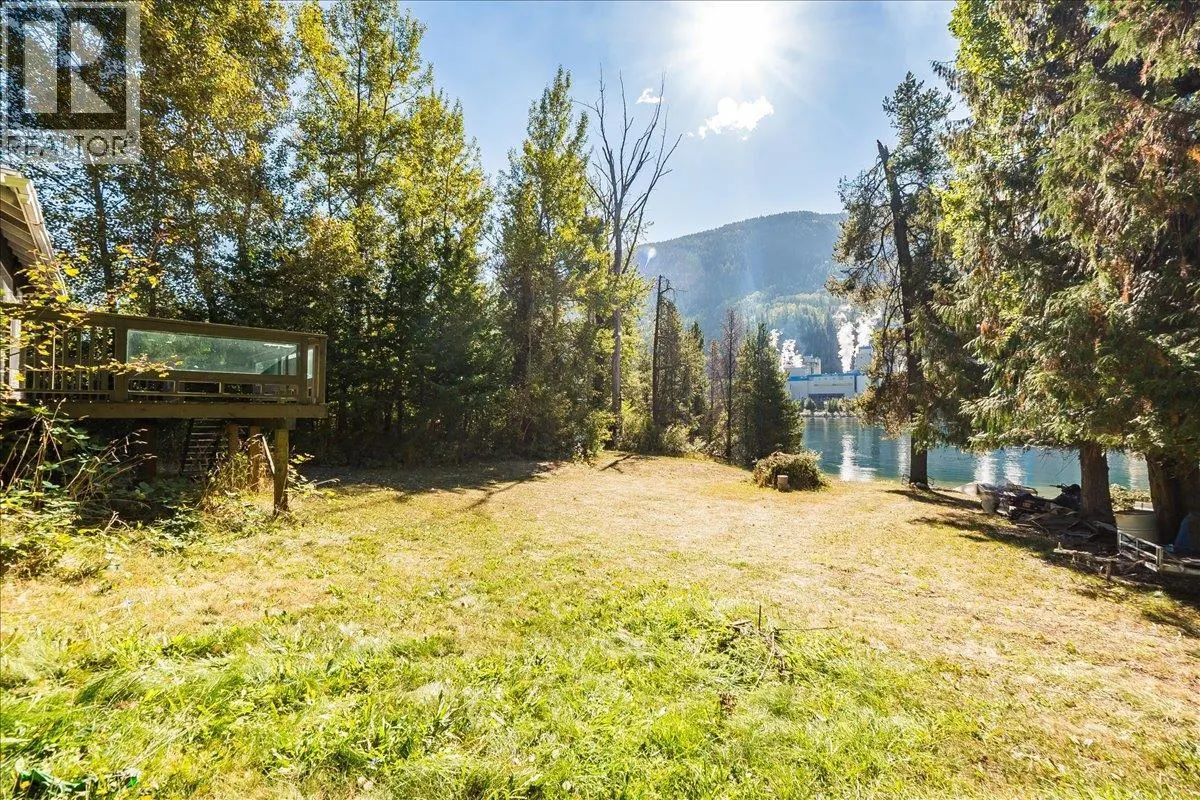 3788 Broadwater Road
