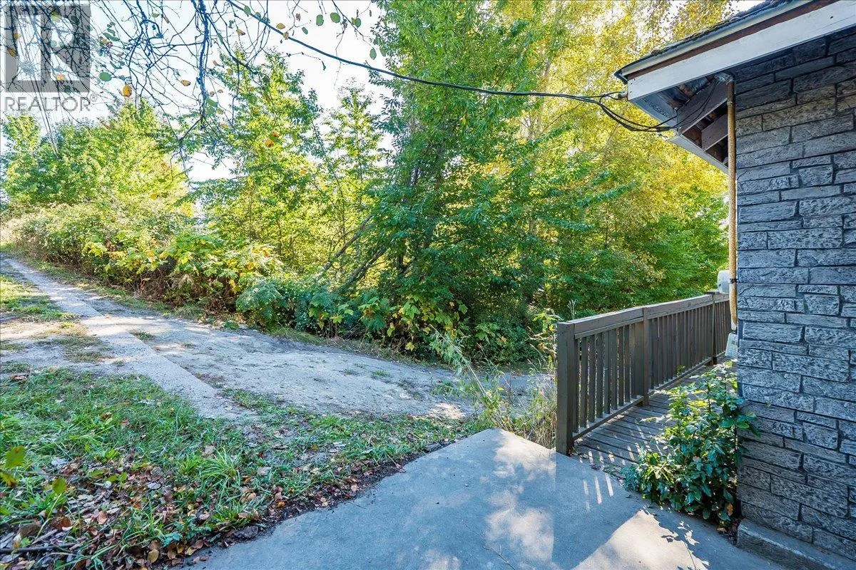 3788 Broadwater Road