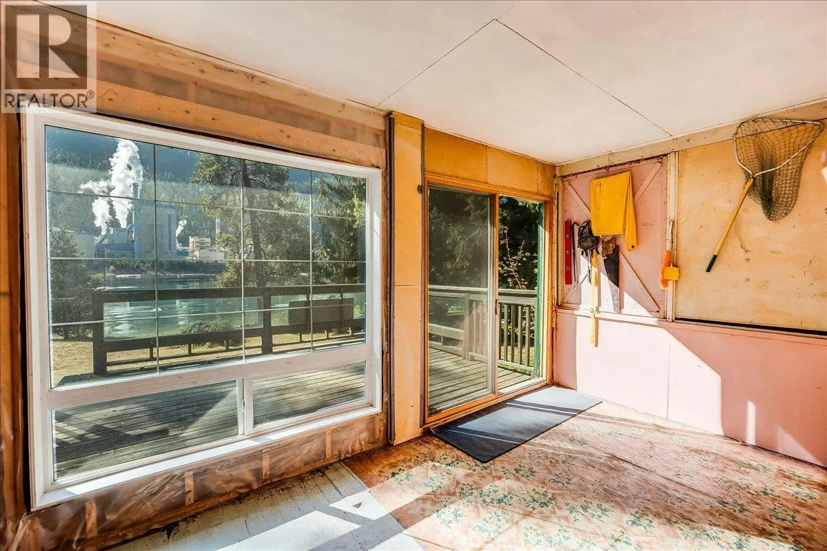 3788 Broadwater Road