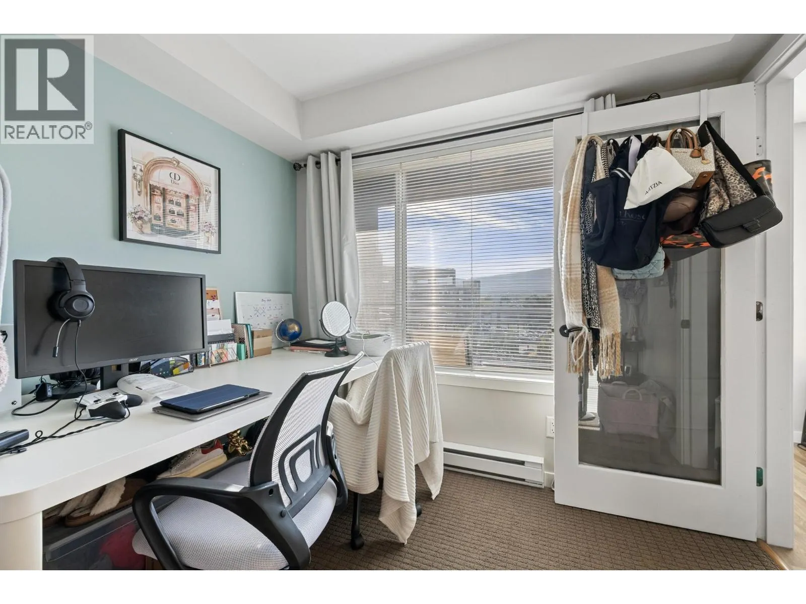 1550 Dickson Avenue Unit# 406