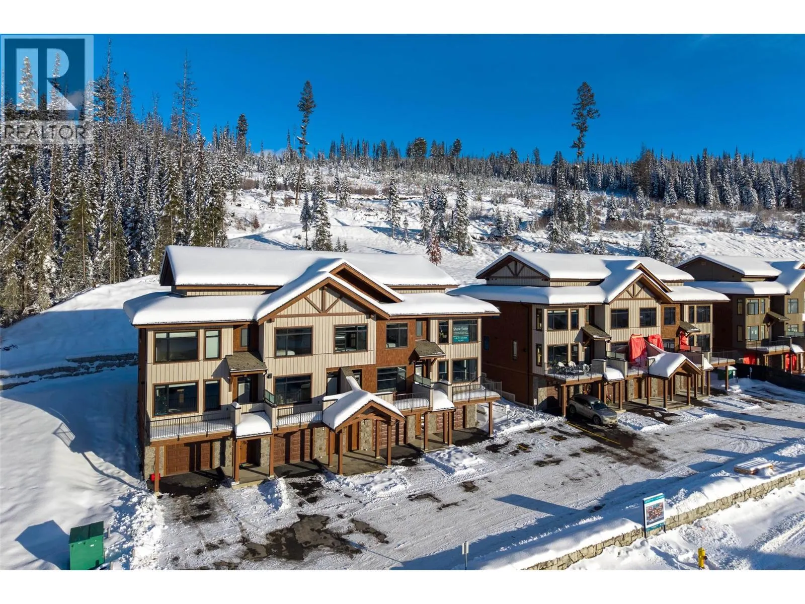 7000 McGillivray Lake Drive Unit# 16