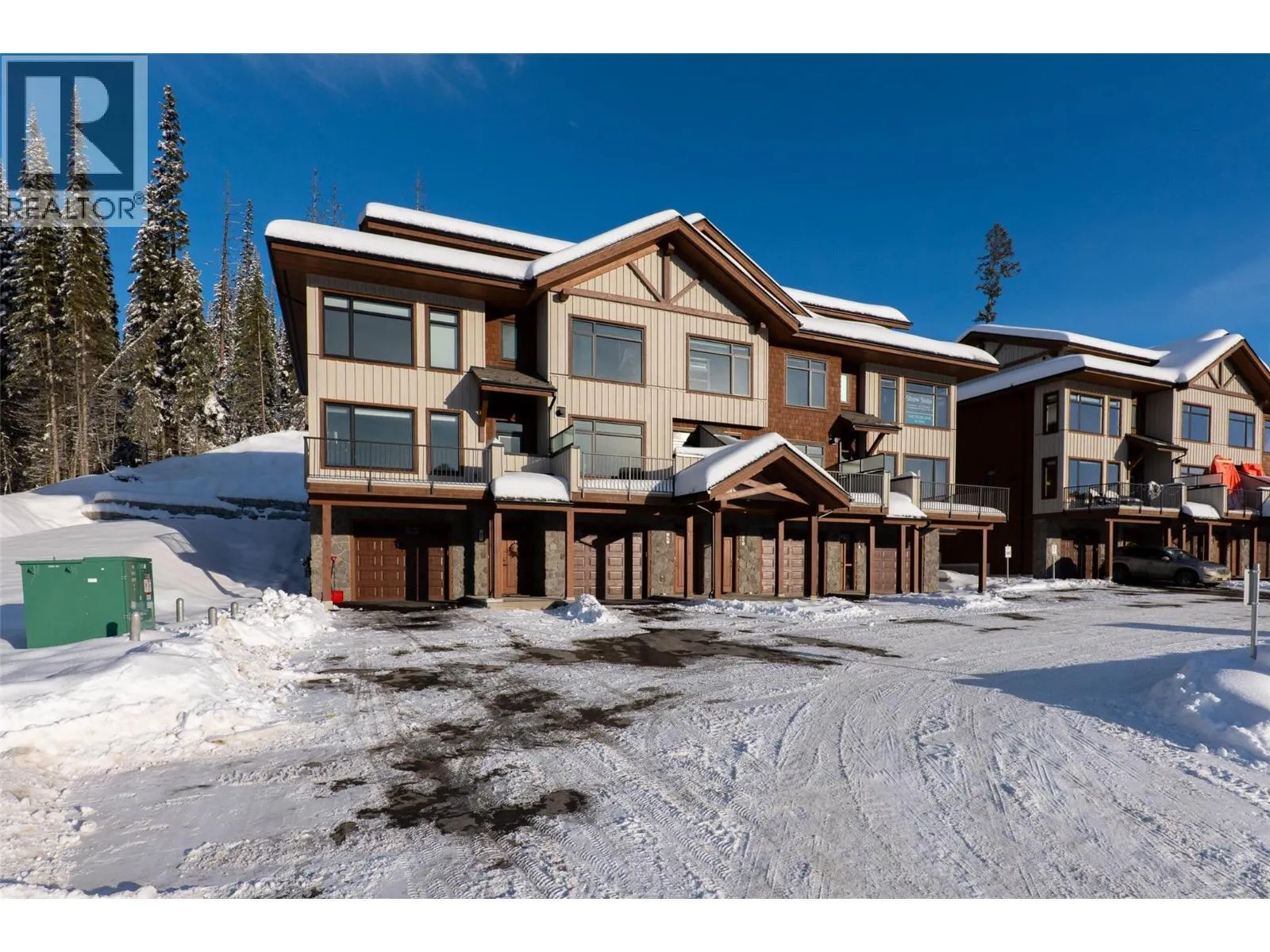 7000 McGillivray Lake Drive Unit# 16