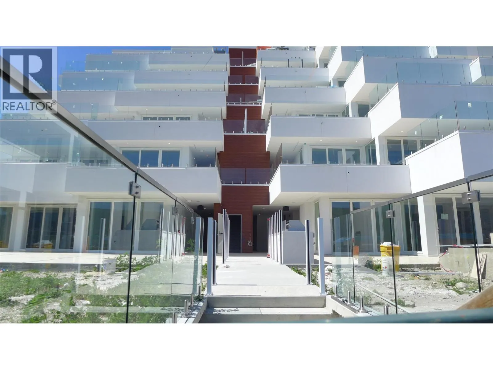 13419 Lakeshore Drive S Unit# 101