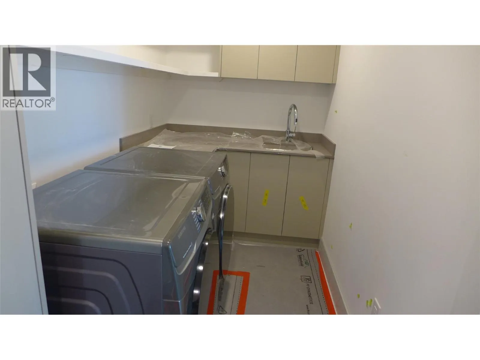 13419 Lakeshore Drive S Unit# 101