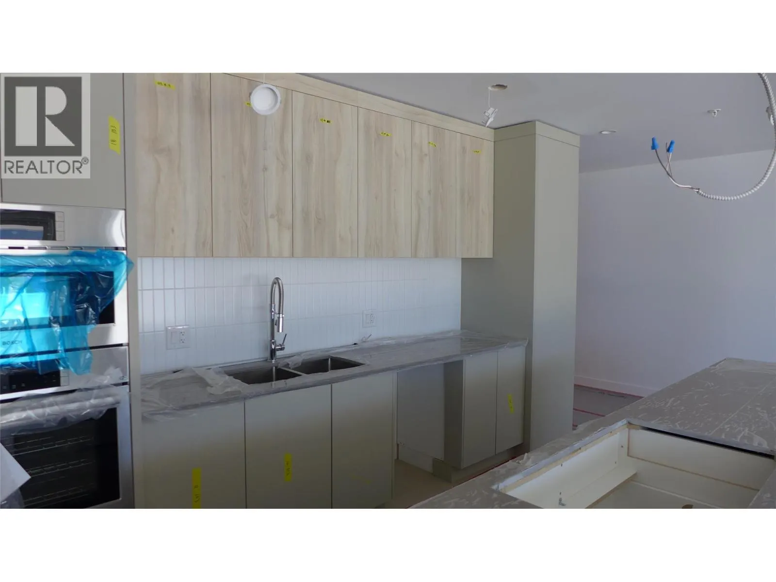 13419 Lakeshore Drive S Unit# 101