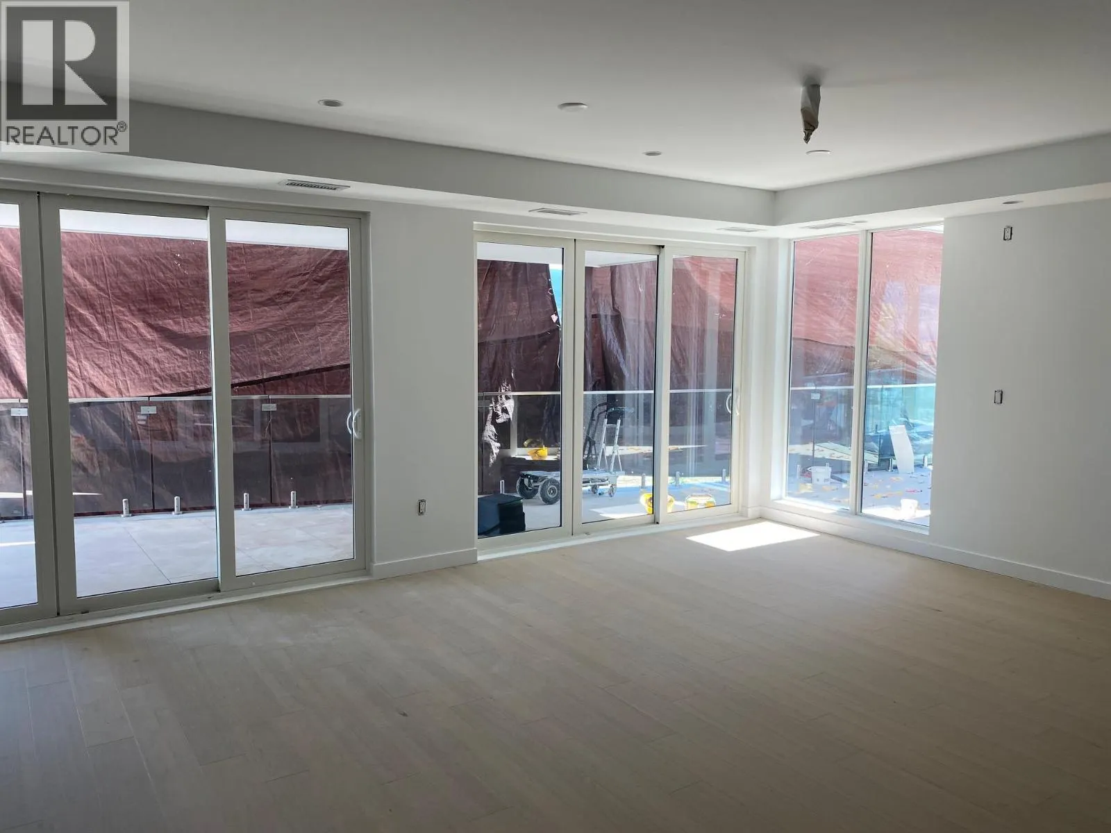 13419 Lakeshore Drive S Unit# 101