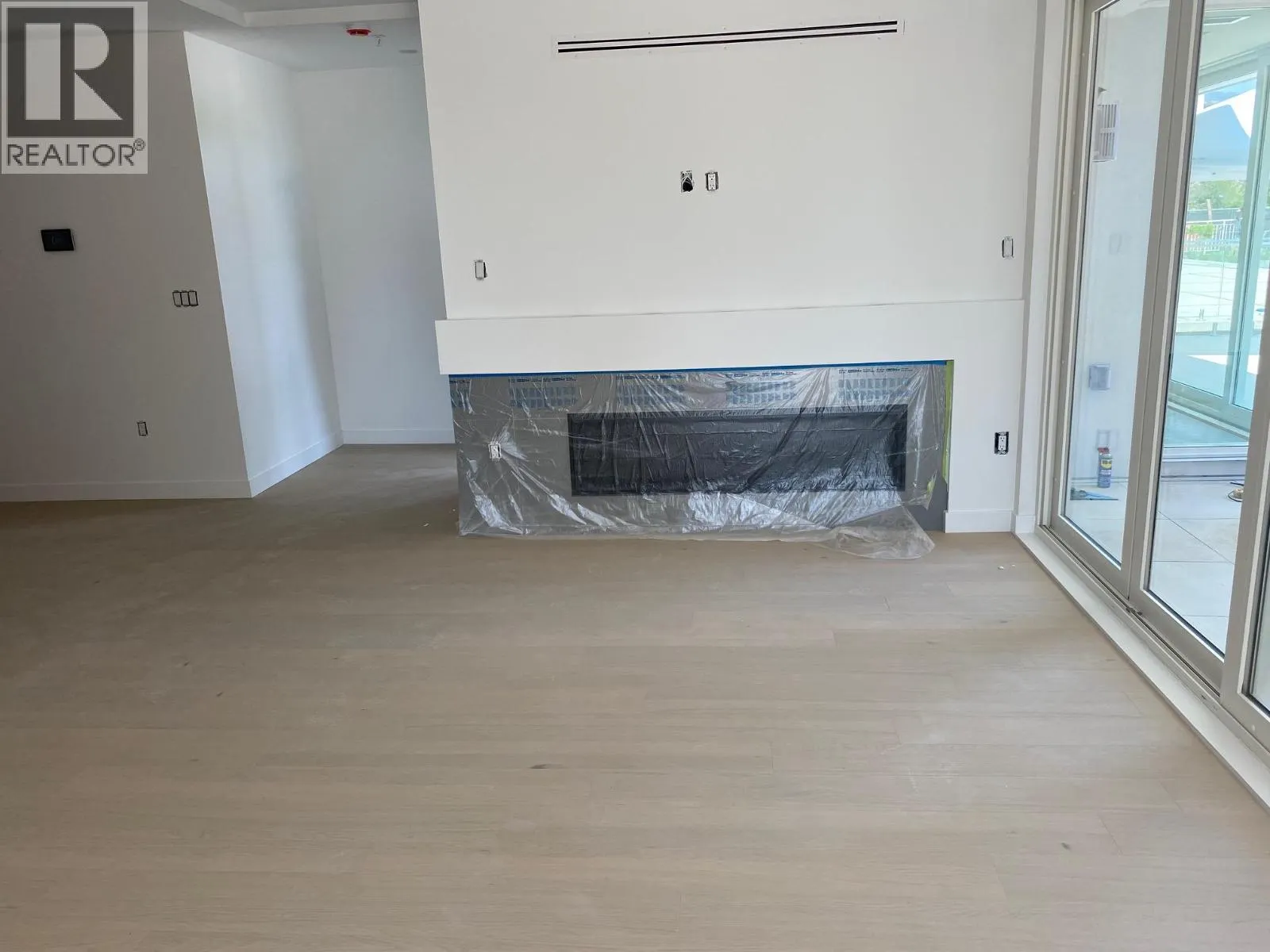 13419 Lakeshore Drive S Unit# 101