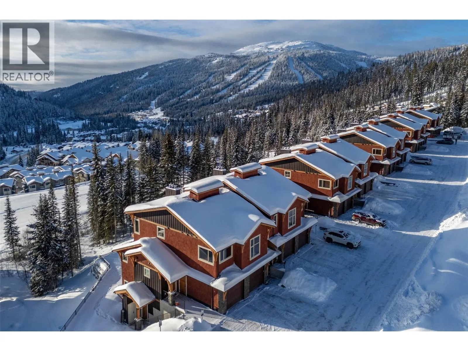 5045 VALLEY Drive Unit# 1