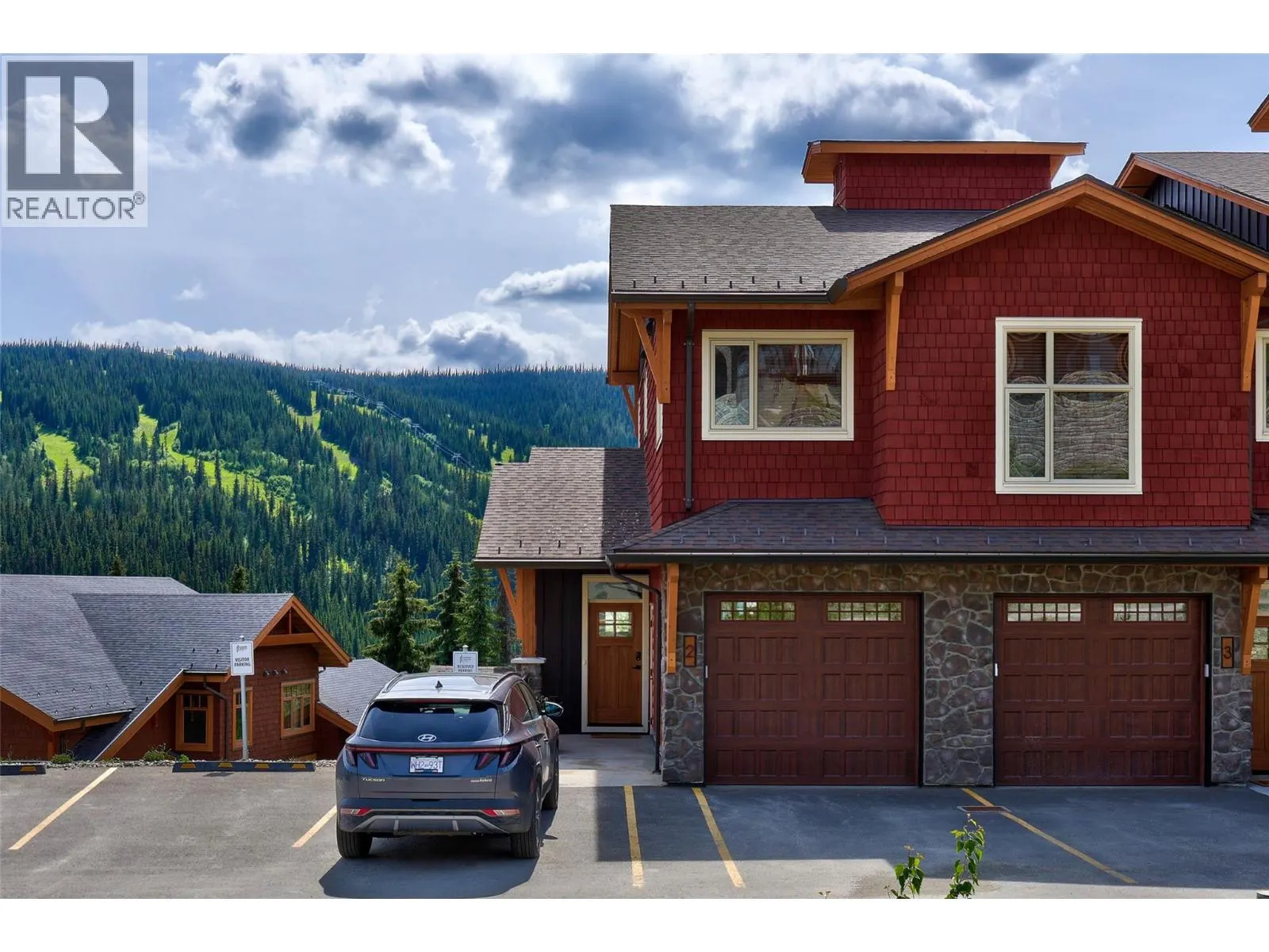 5045 VALLEY Drive Unit# 1