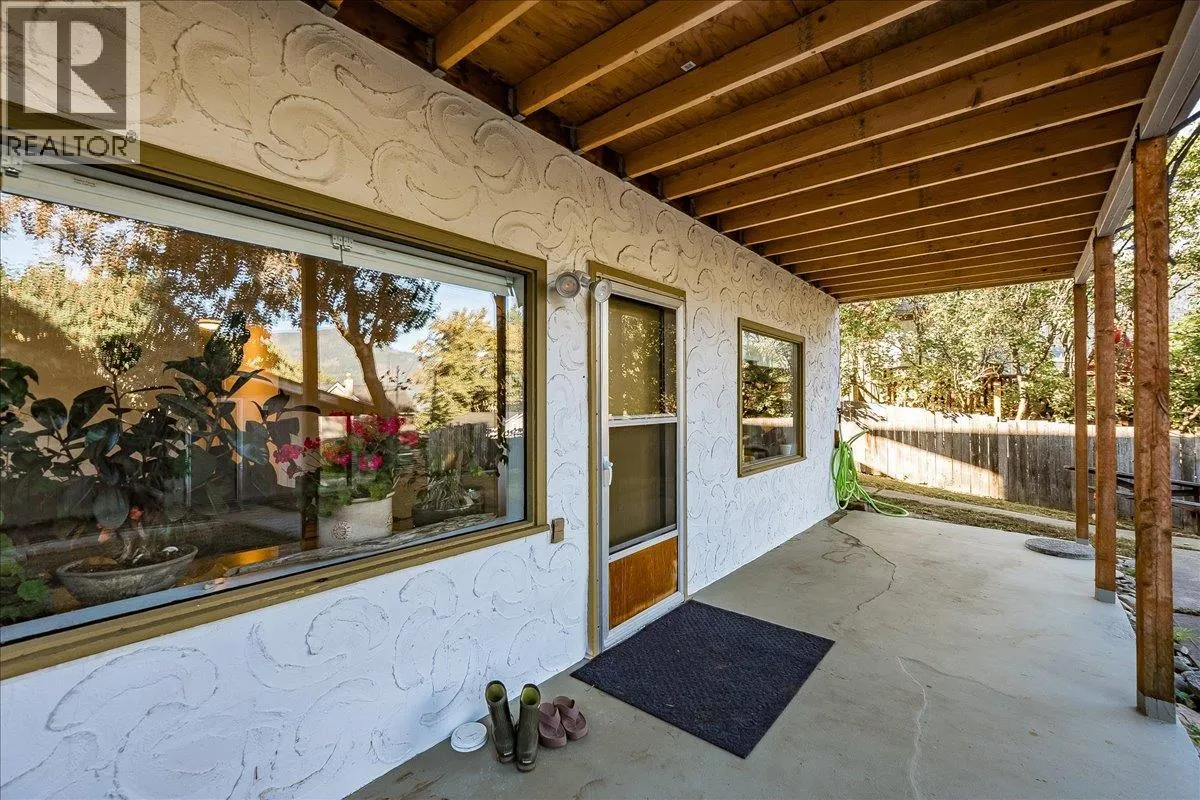 409 RICHARDS Street