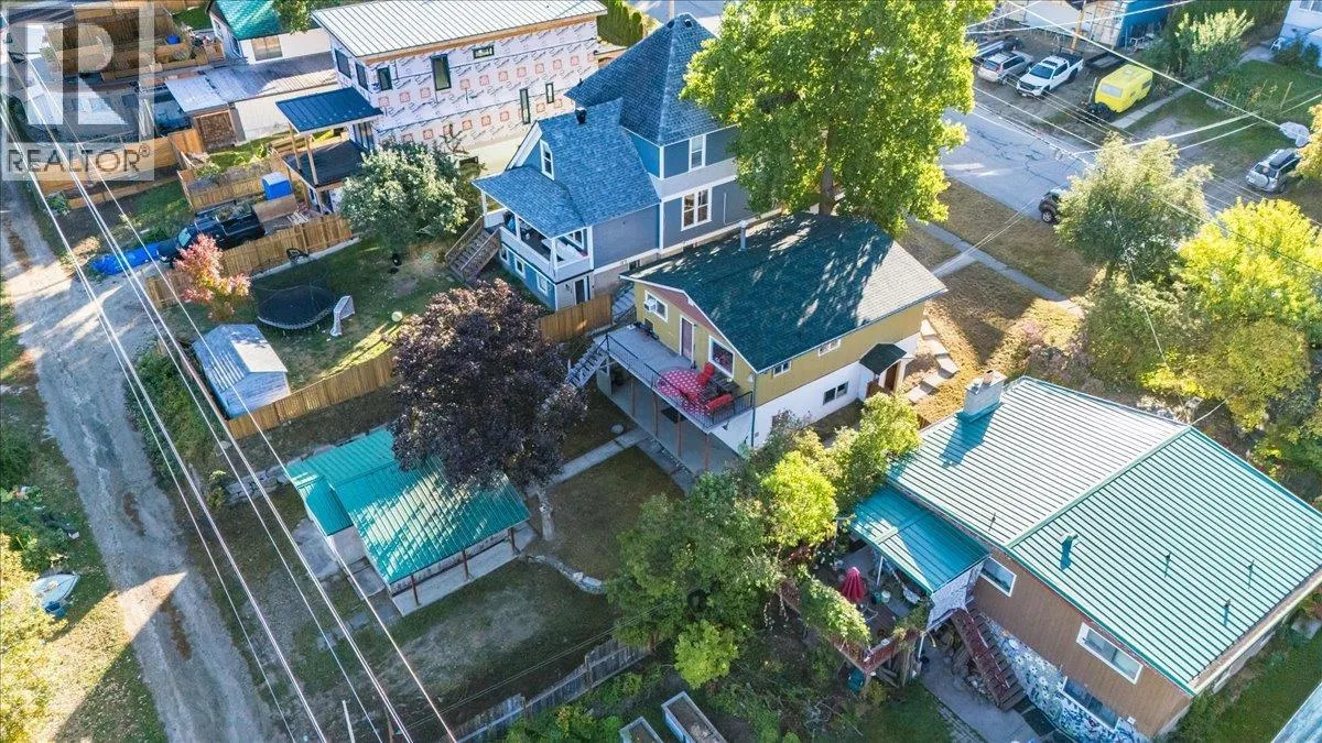 409 RICHARDS Street
