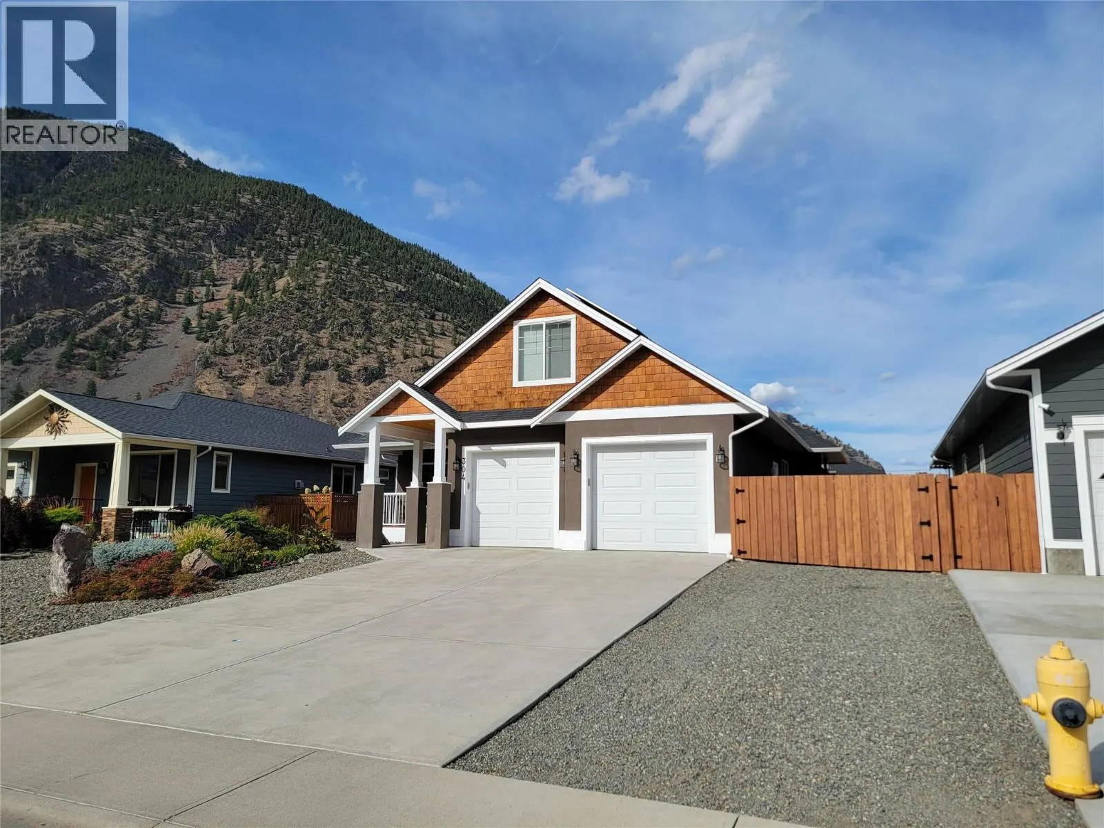 304 K View Crescent