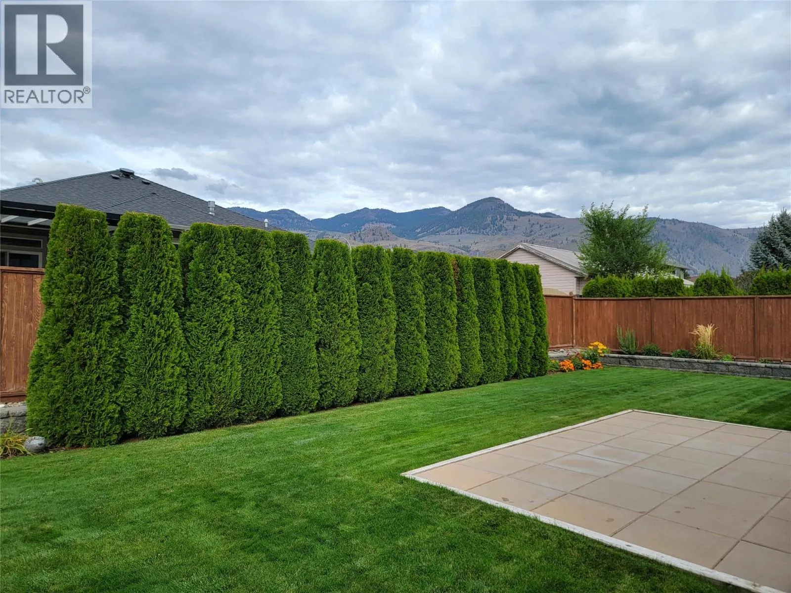 304 K View Crescent
