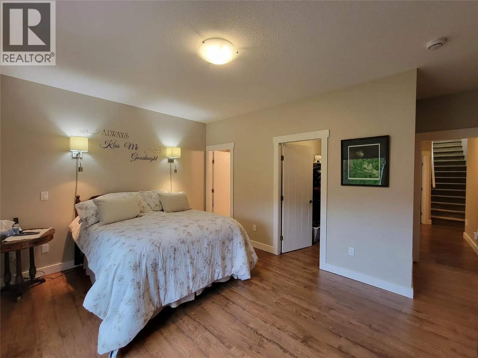 304 K View Crescent
