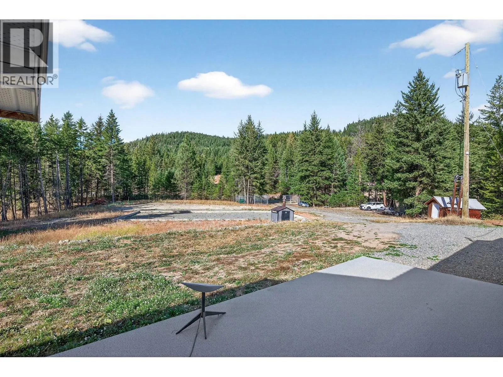 888 Barriere Lakes Road