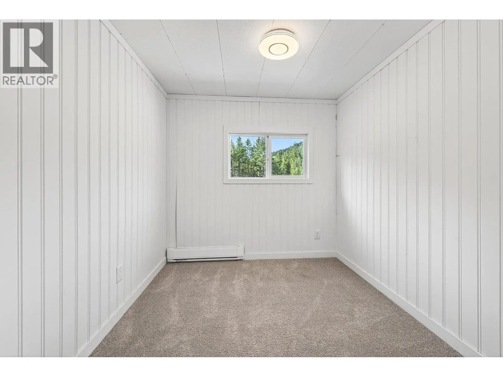 888 Barriere Lakes Road