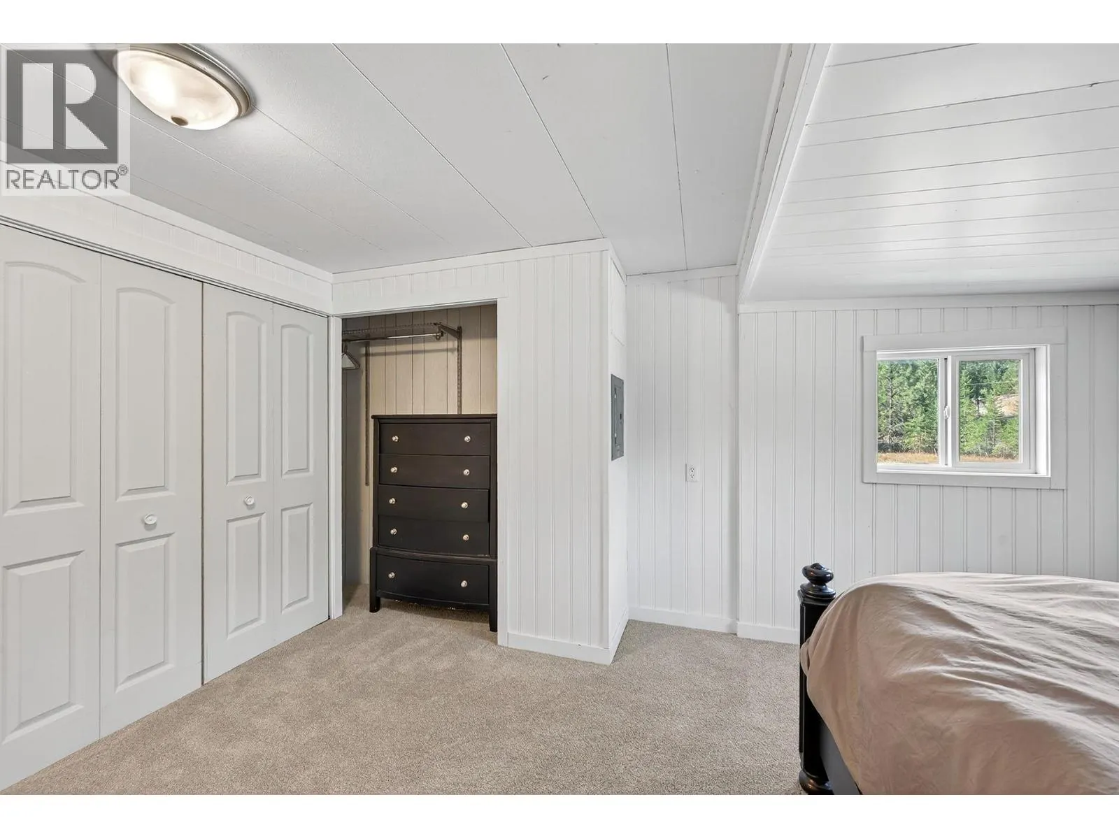 888 Barriere Lakes Road