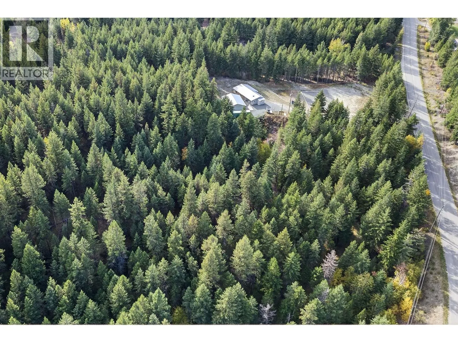 888 Barriere Lakes Road
