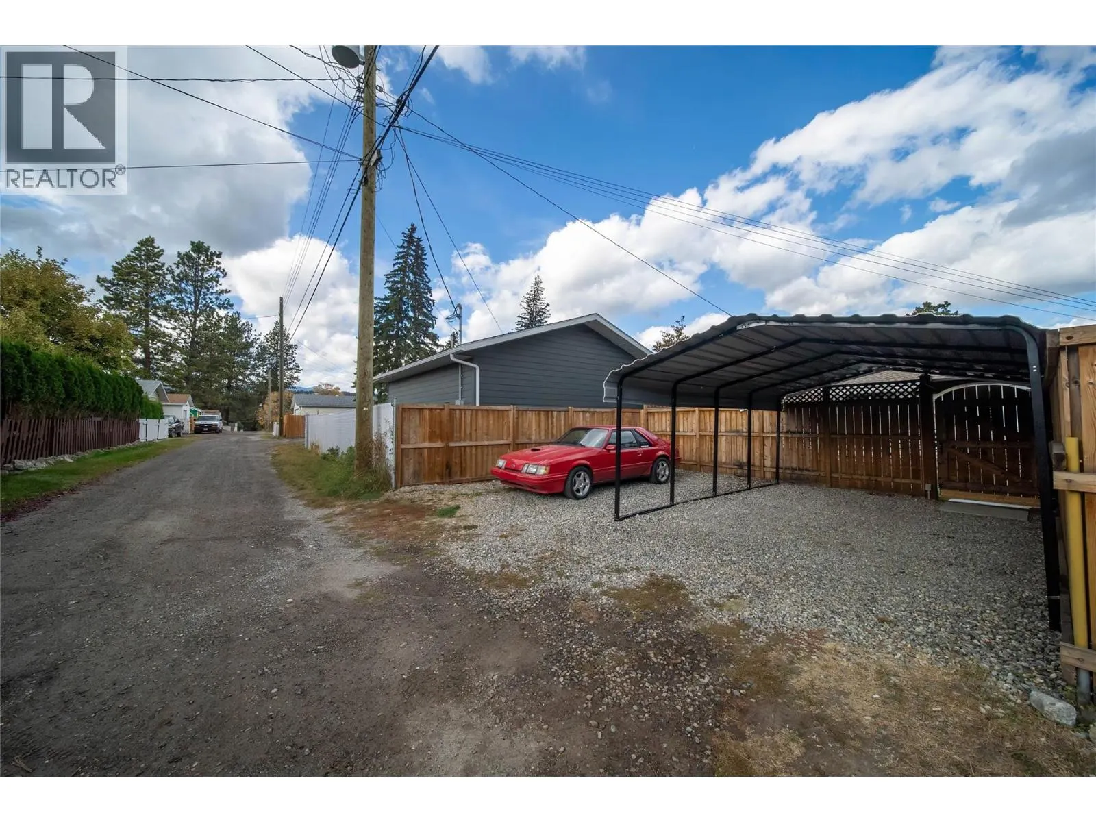 317 9th Street S