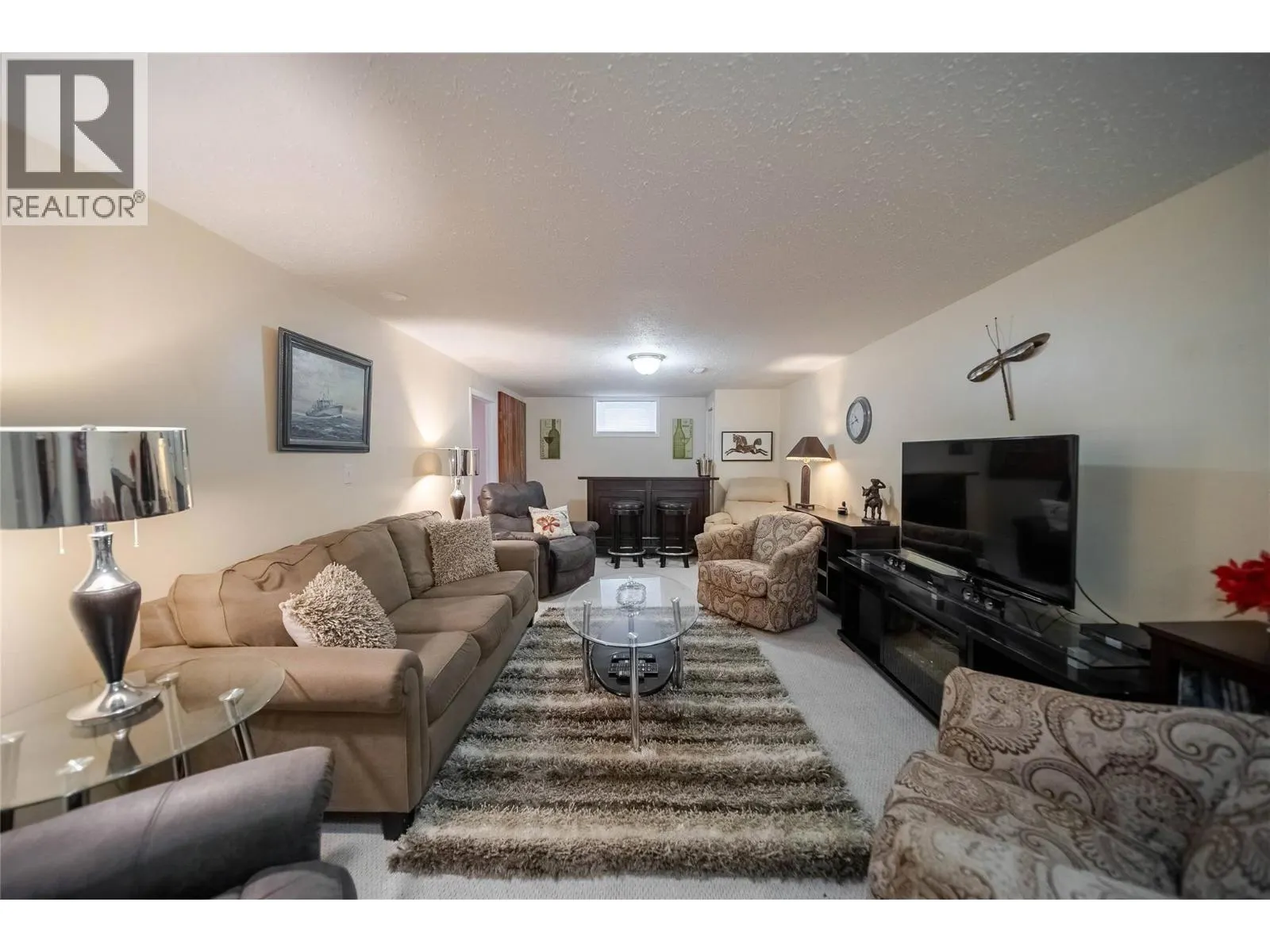 317 9th Street S