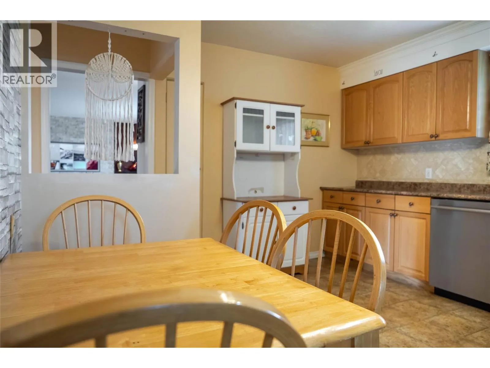 317 9th Street S