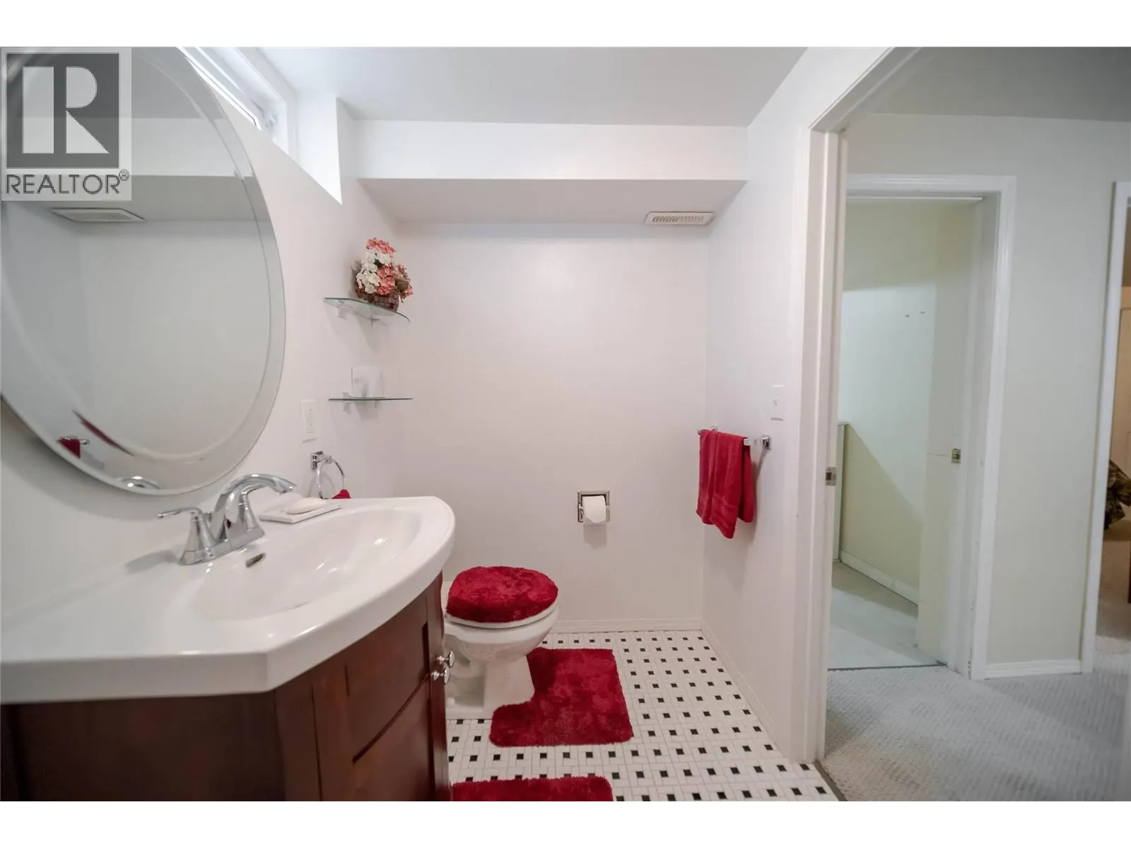 317 9th Street S