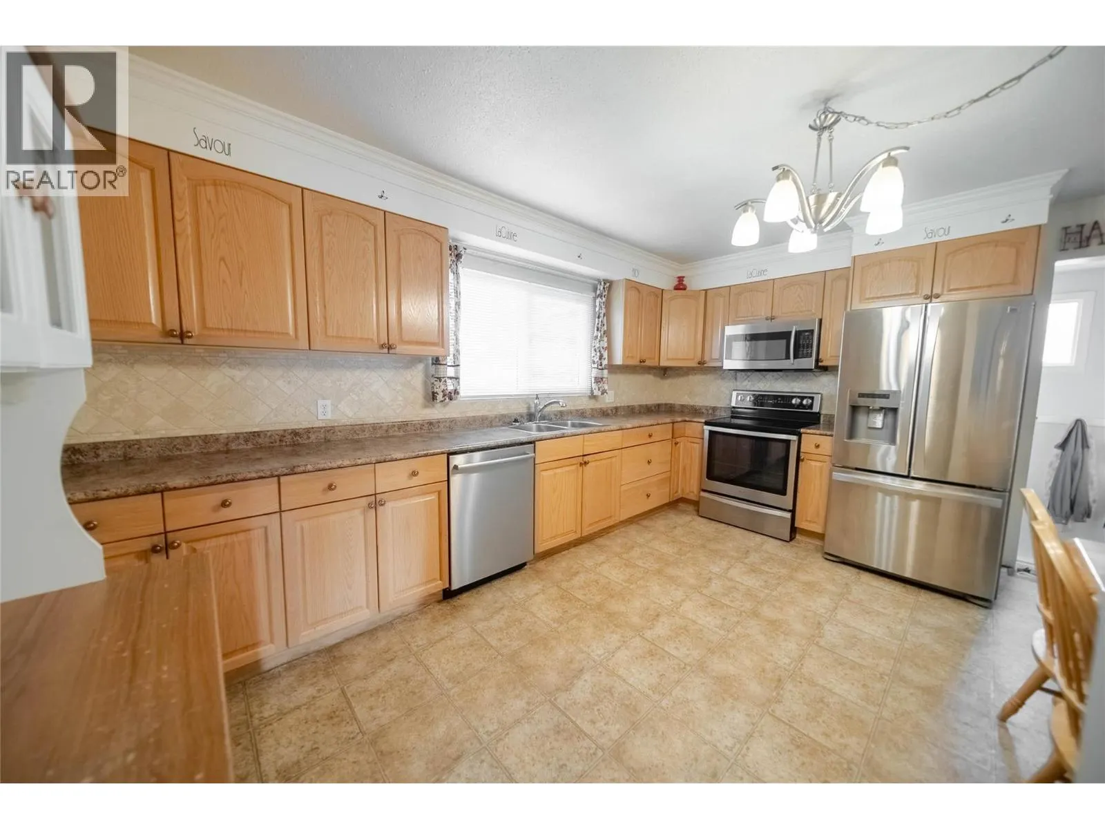 317 9th Street S