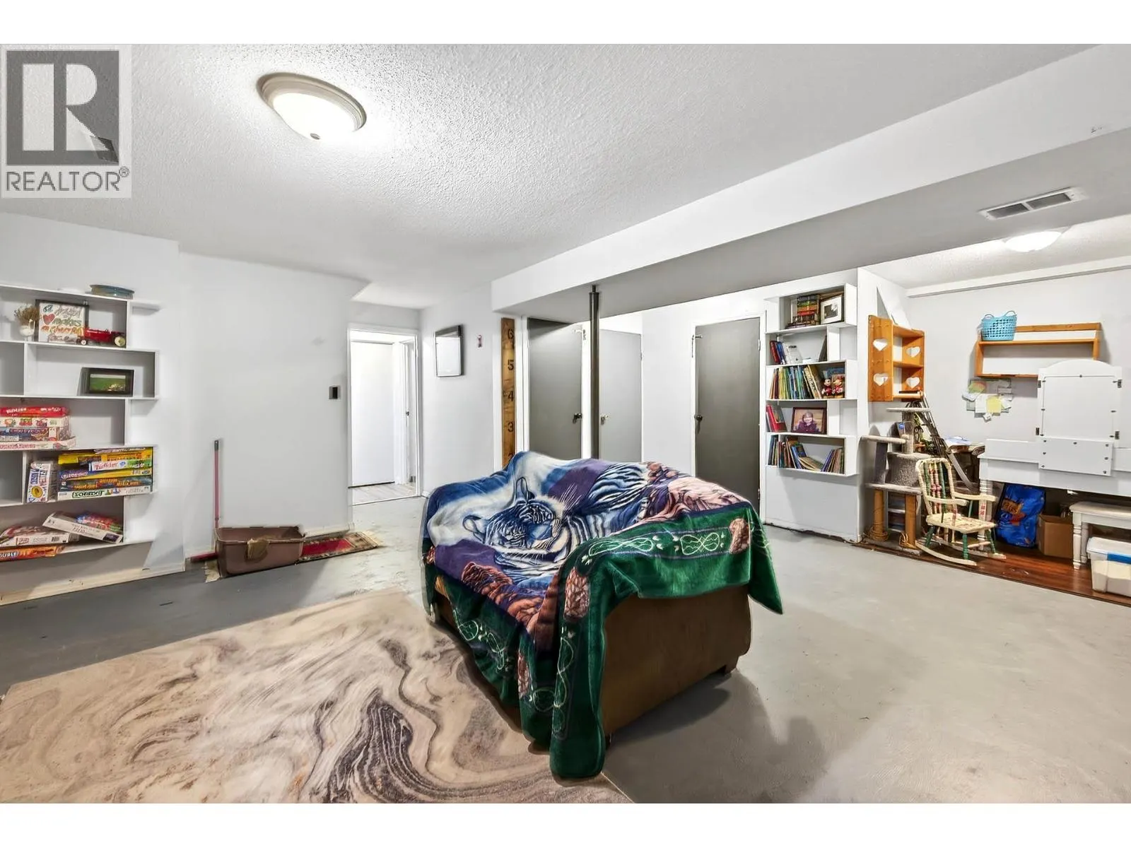 800 Valhalla Drive Unit# 7