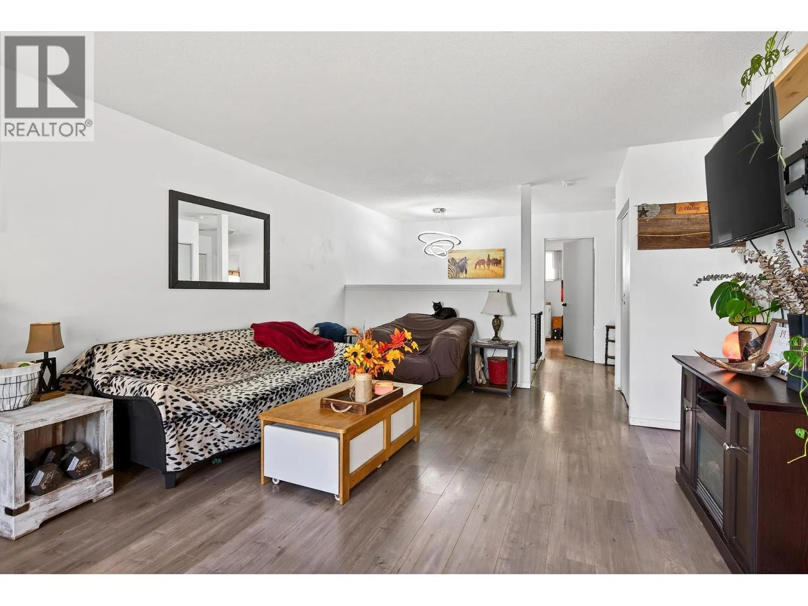 800 Valhalla Drive Unit# 7