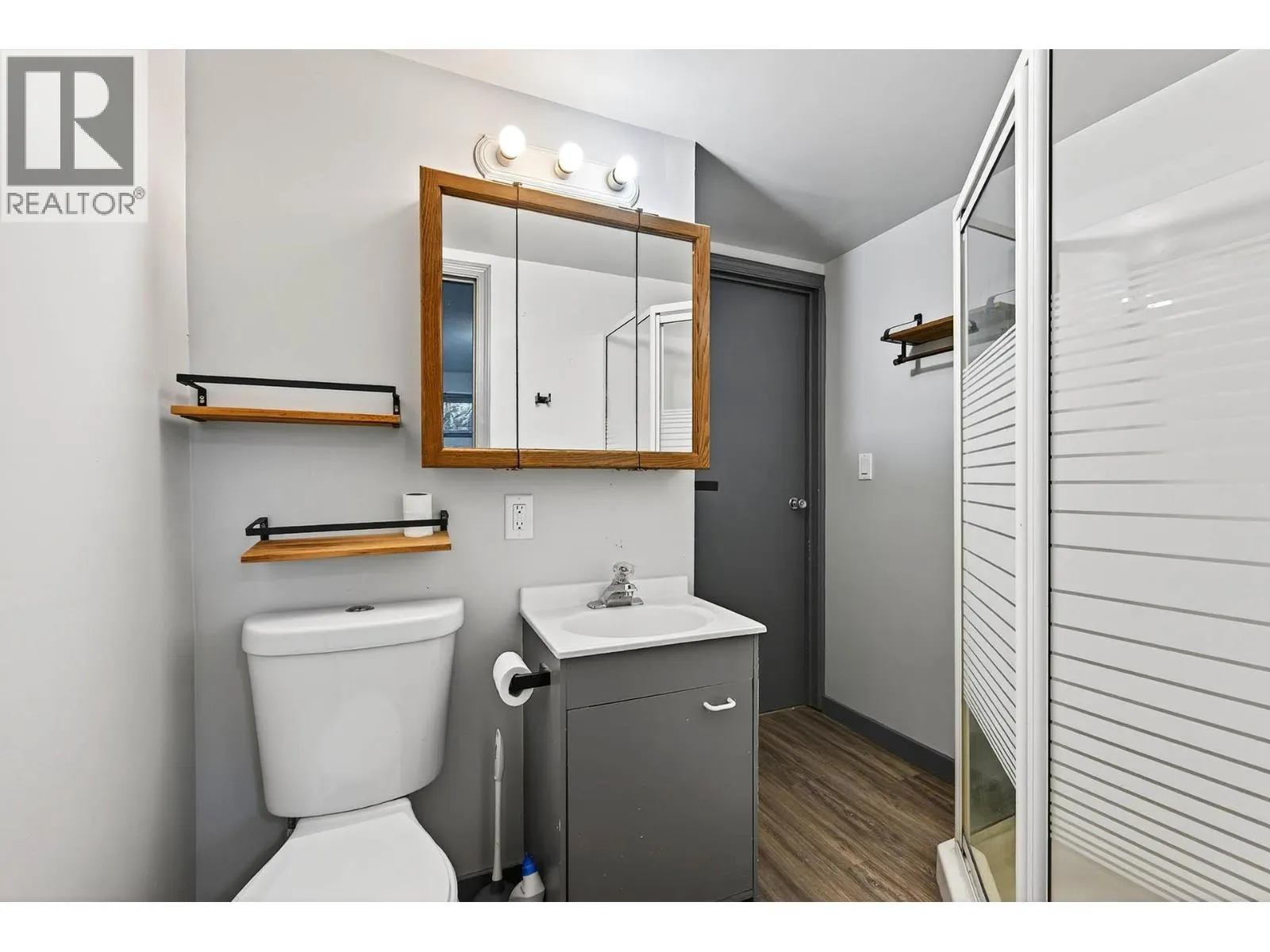 800 Valhalla Drive Unit# 7