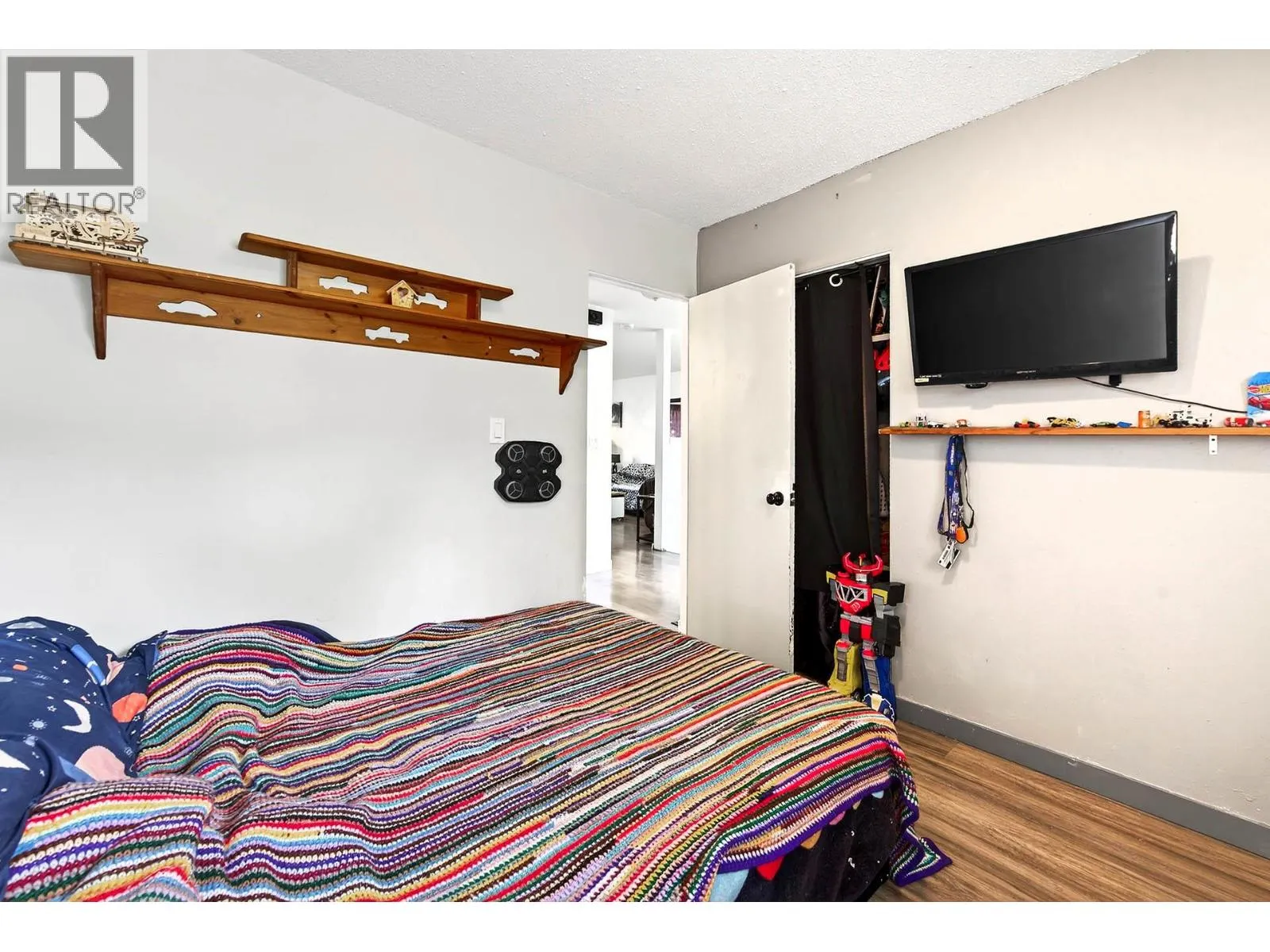 800 Valhalla Drive Unit# 7