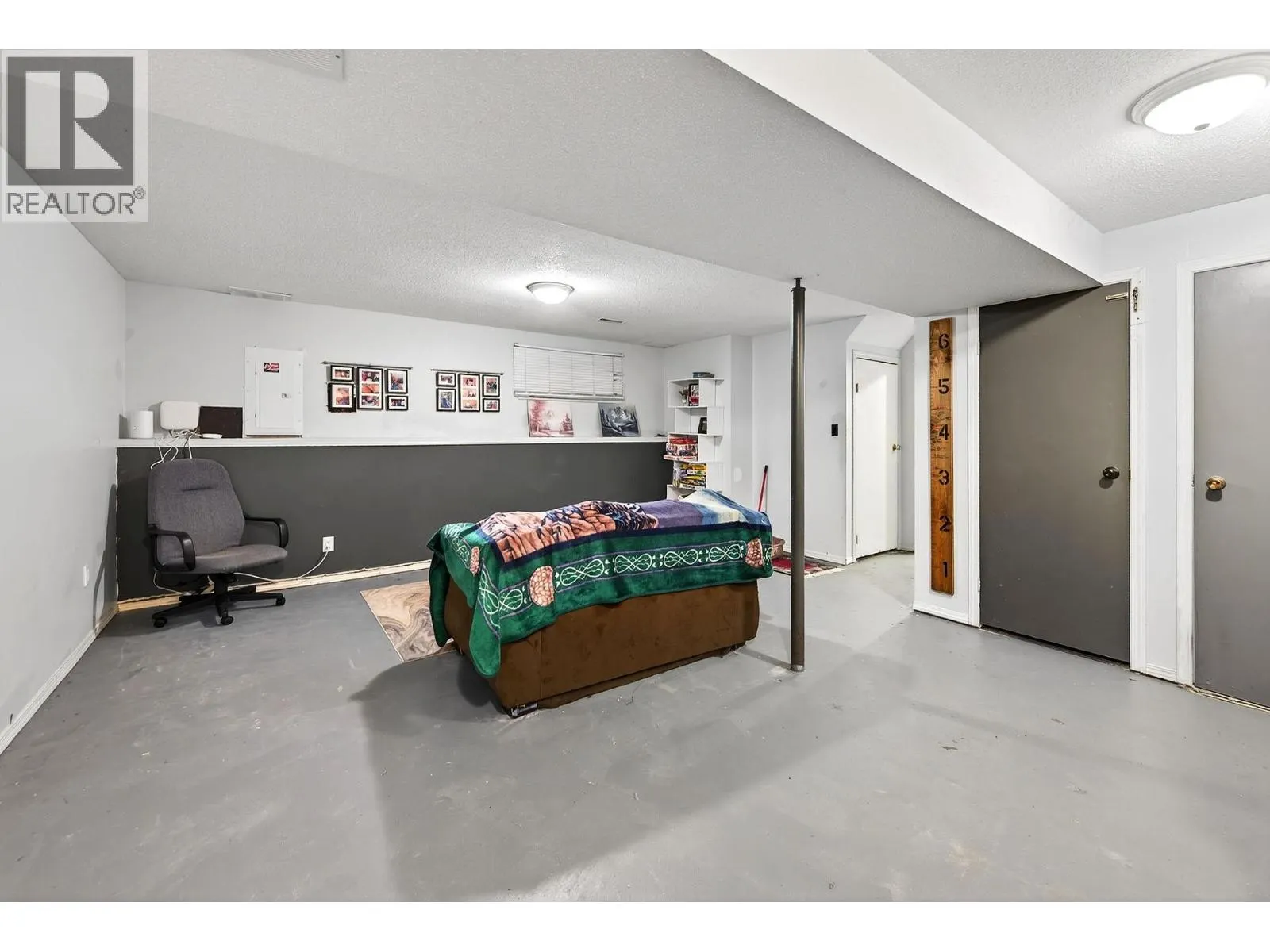 800 Valhalla Drive Unit# 7