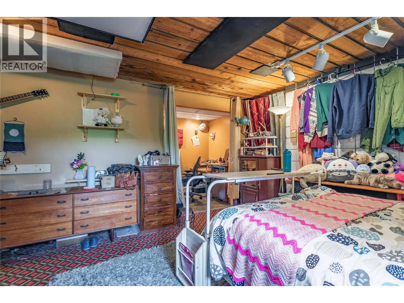 1775 Hayashi Road