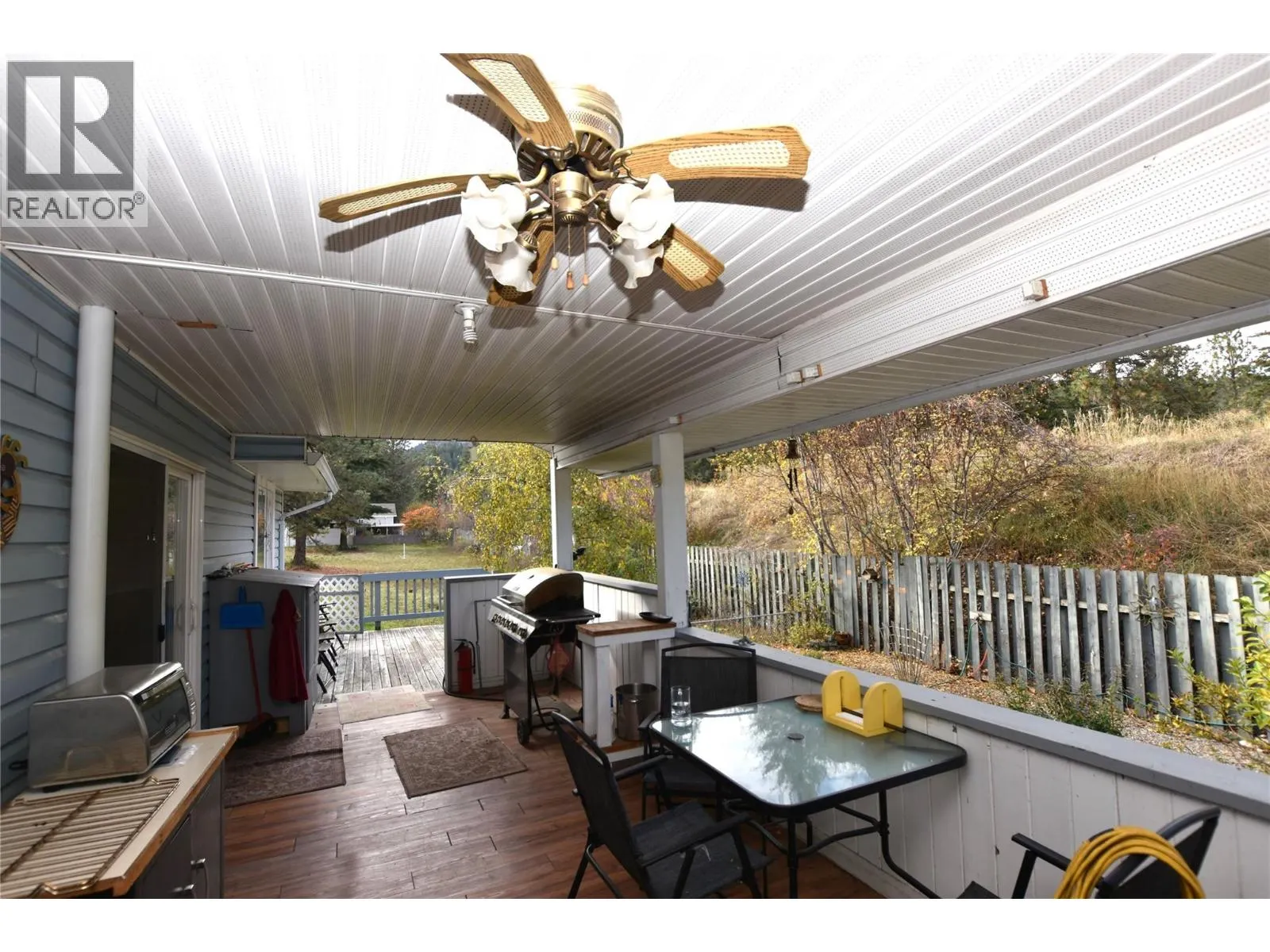 415 Hummingbird Avenue