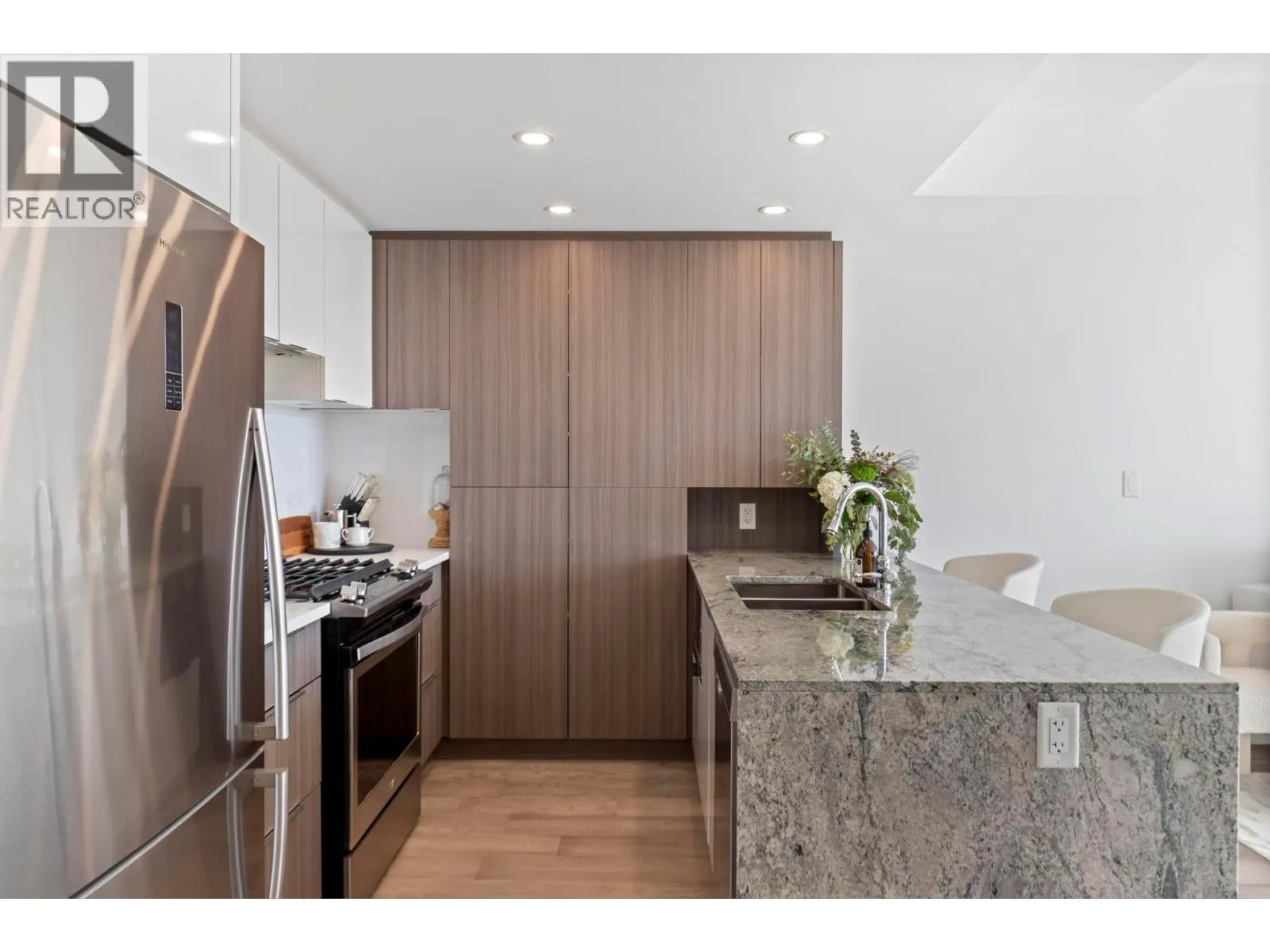 1151 Sunset Drive Unit# 1106