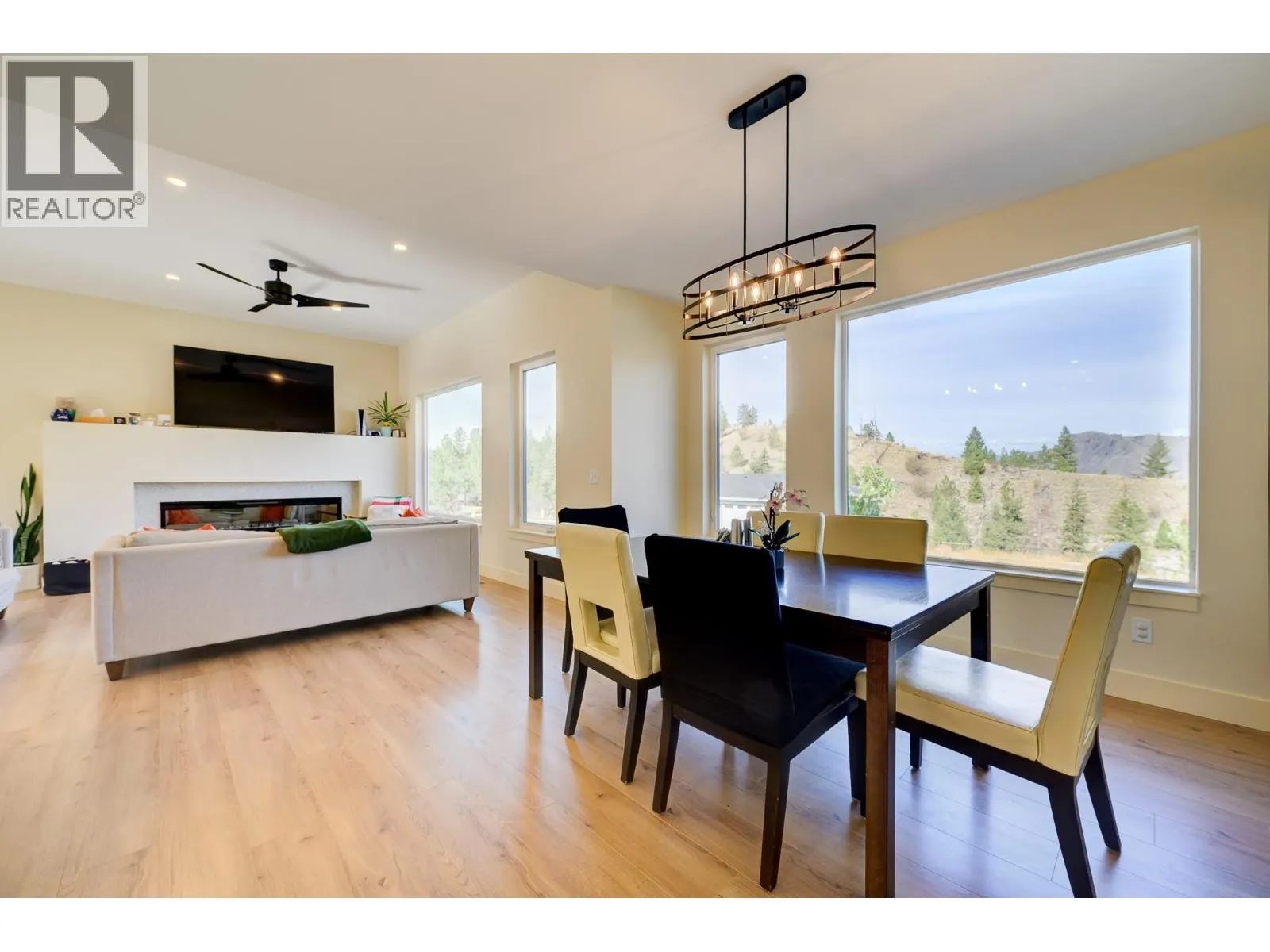 2195 Galore Crescent