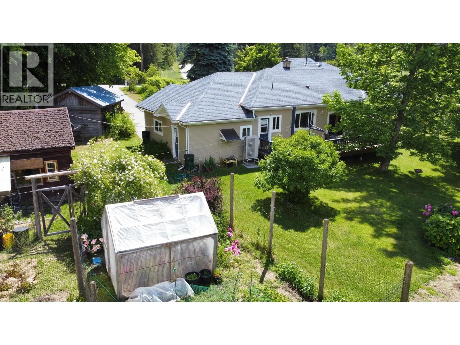 1305 DENVER SIDING Road