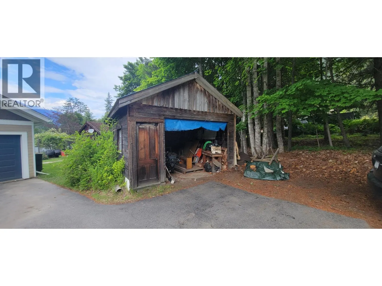 1305 DENVER SIDING Road