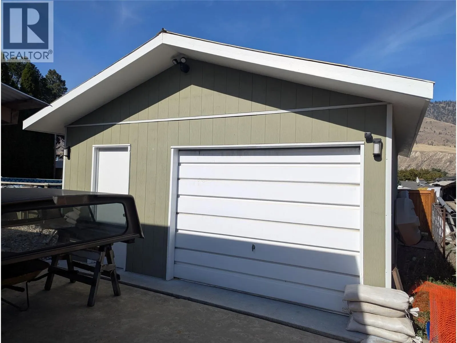 2282 Valleyview Drive