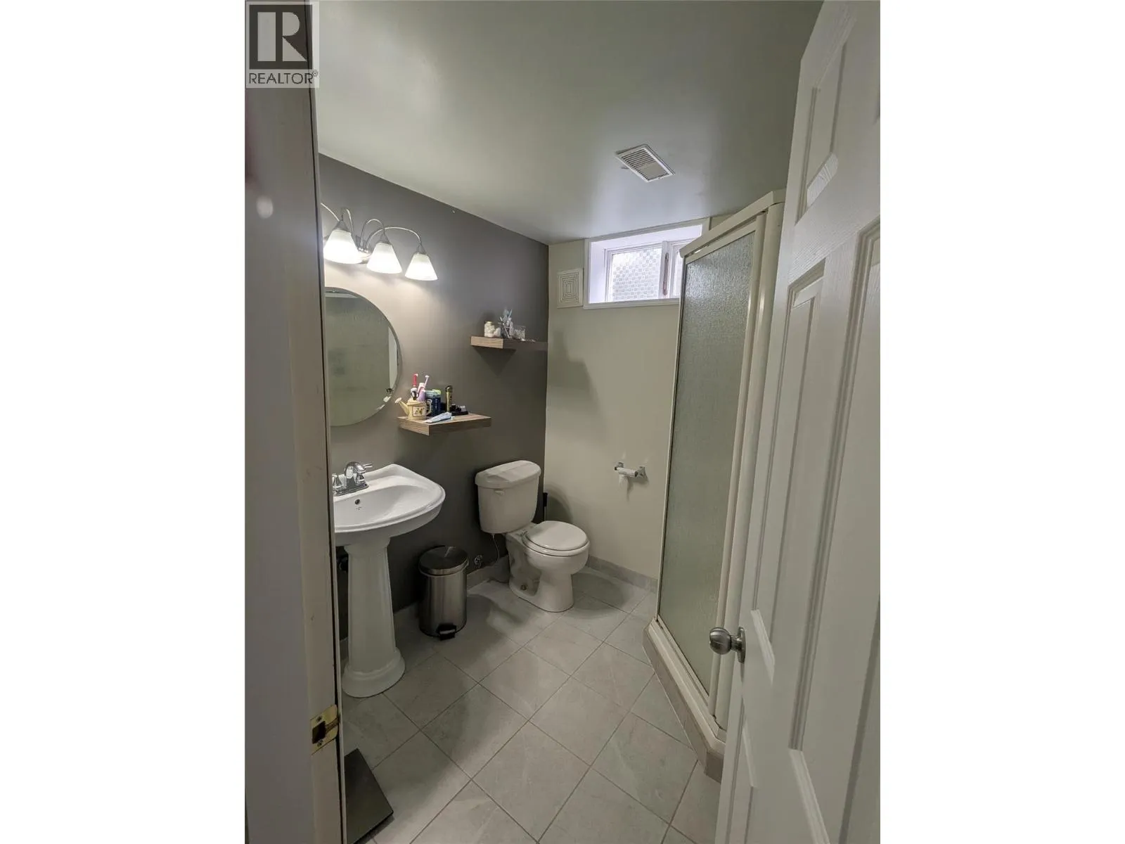 2282 Valleyview Drive