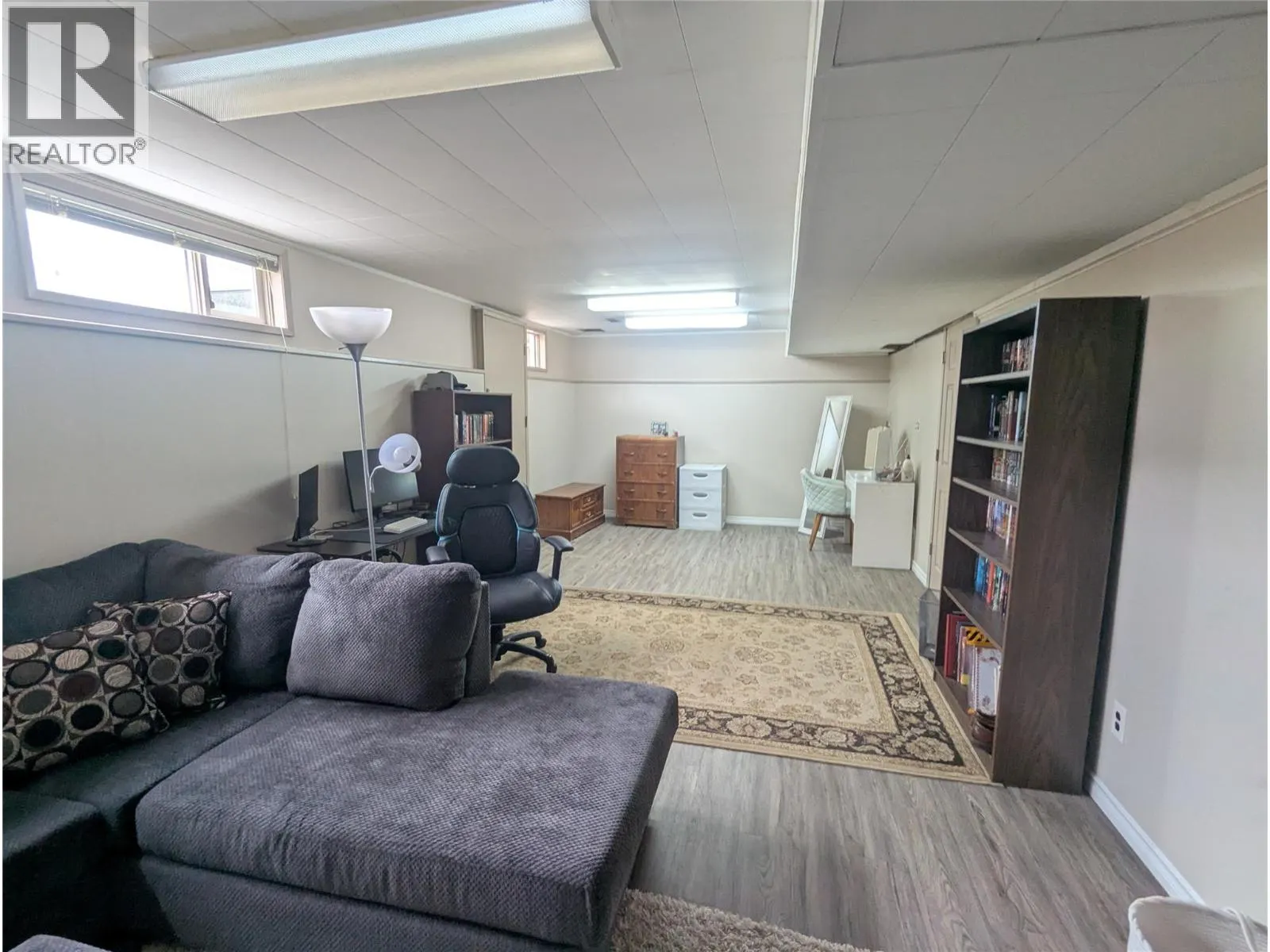 2282 Valleyview Drive