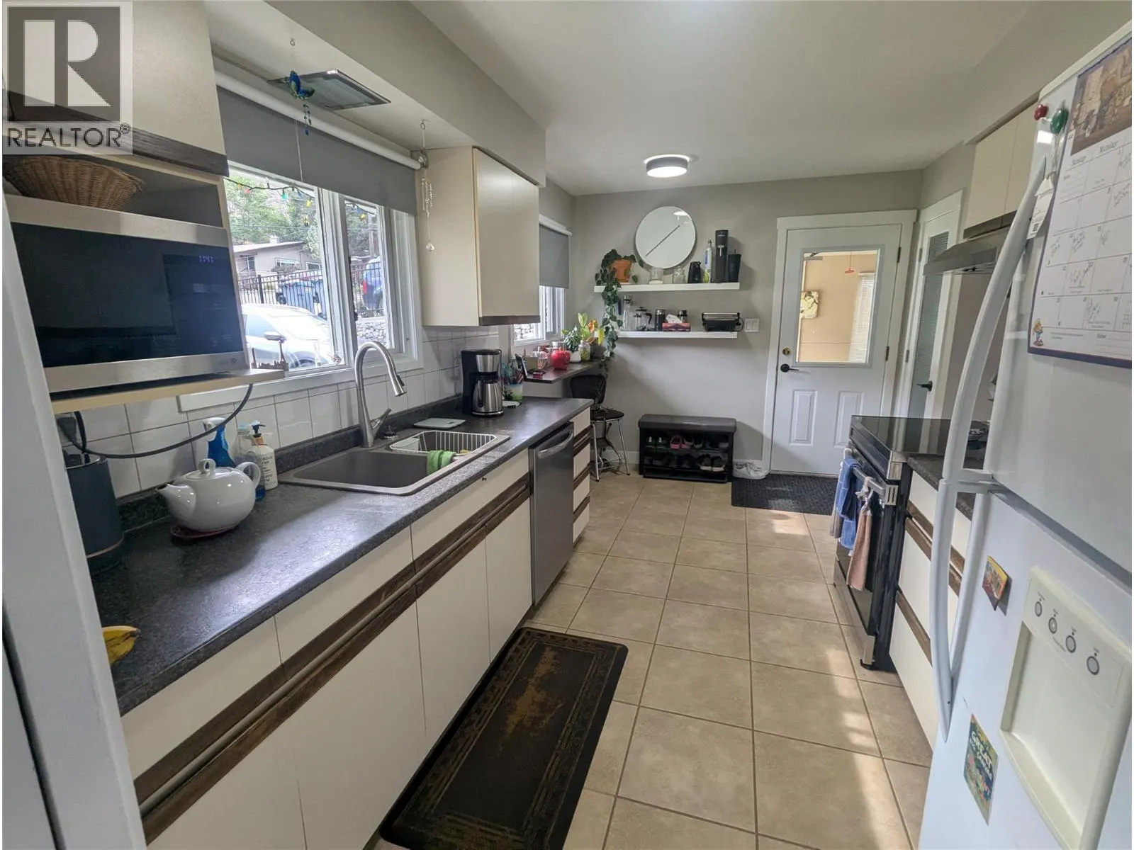 2282 Valleyview Drive