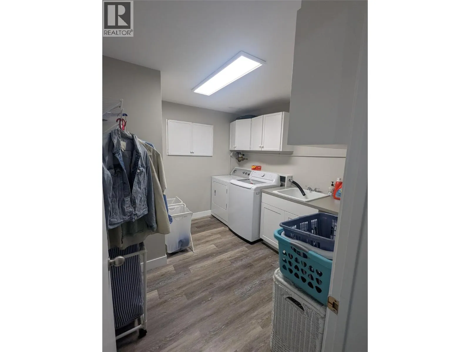 2282 Valleyview Drive