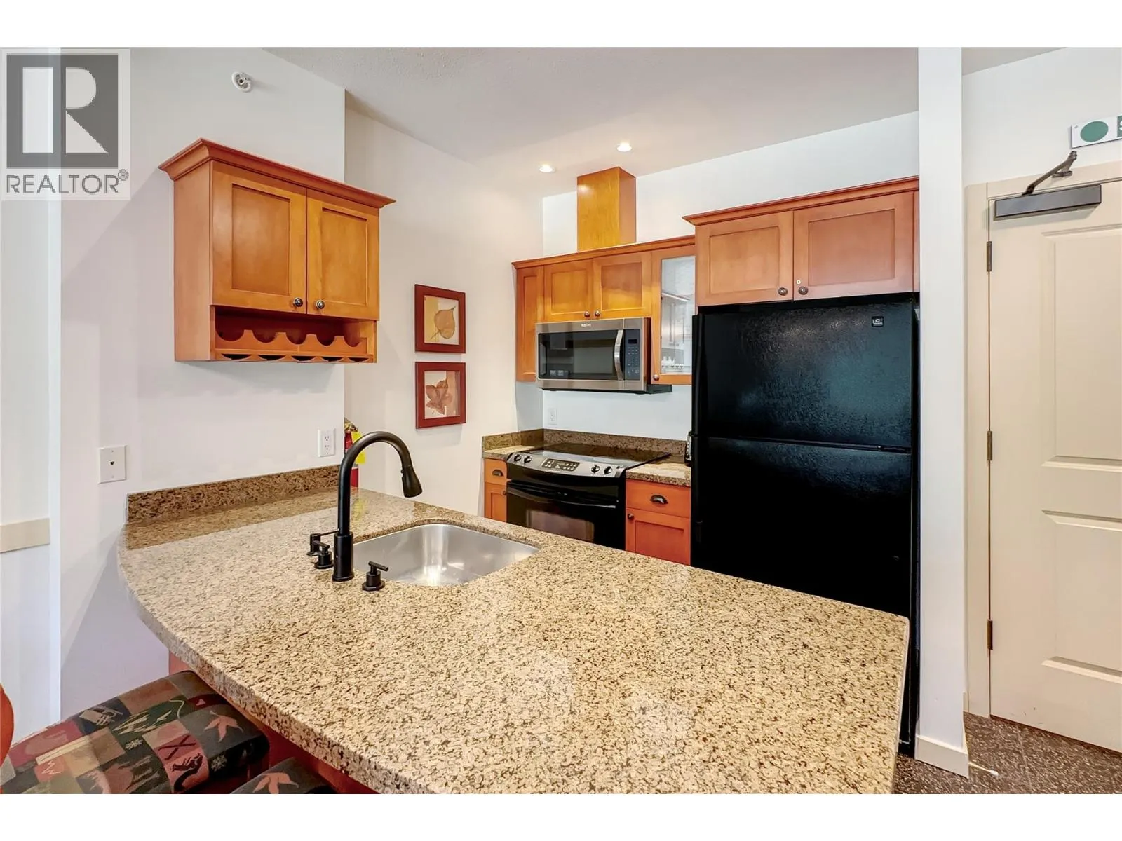 255 Feathertop Way Unit# 320