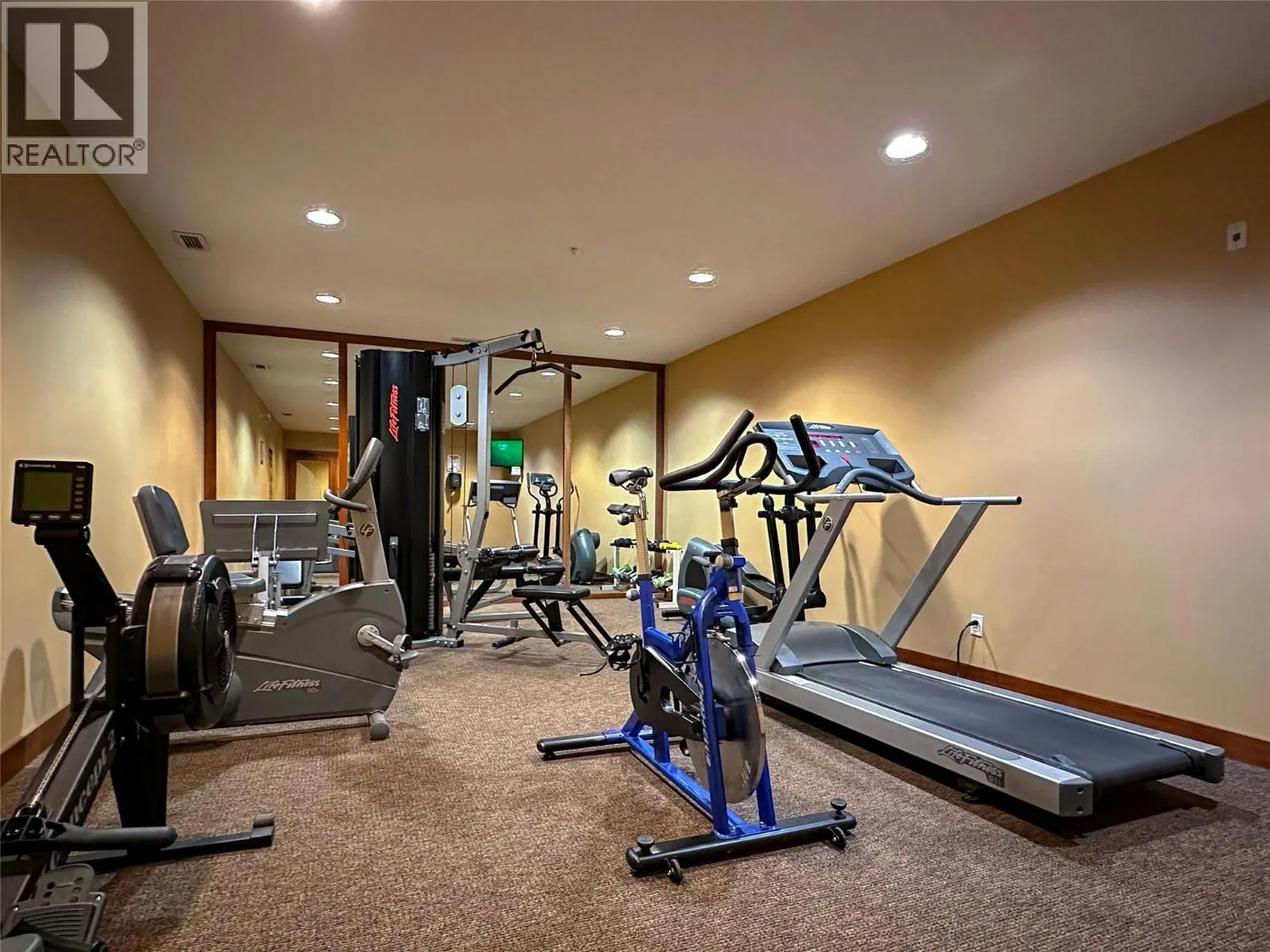 255 Feathertop Way Unit# 320