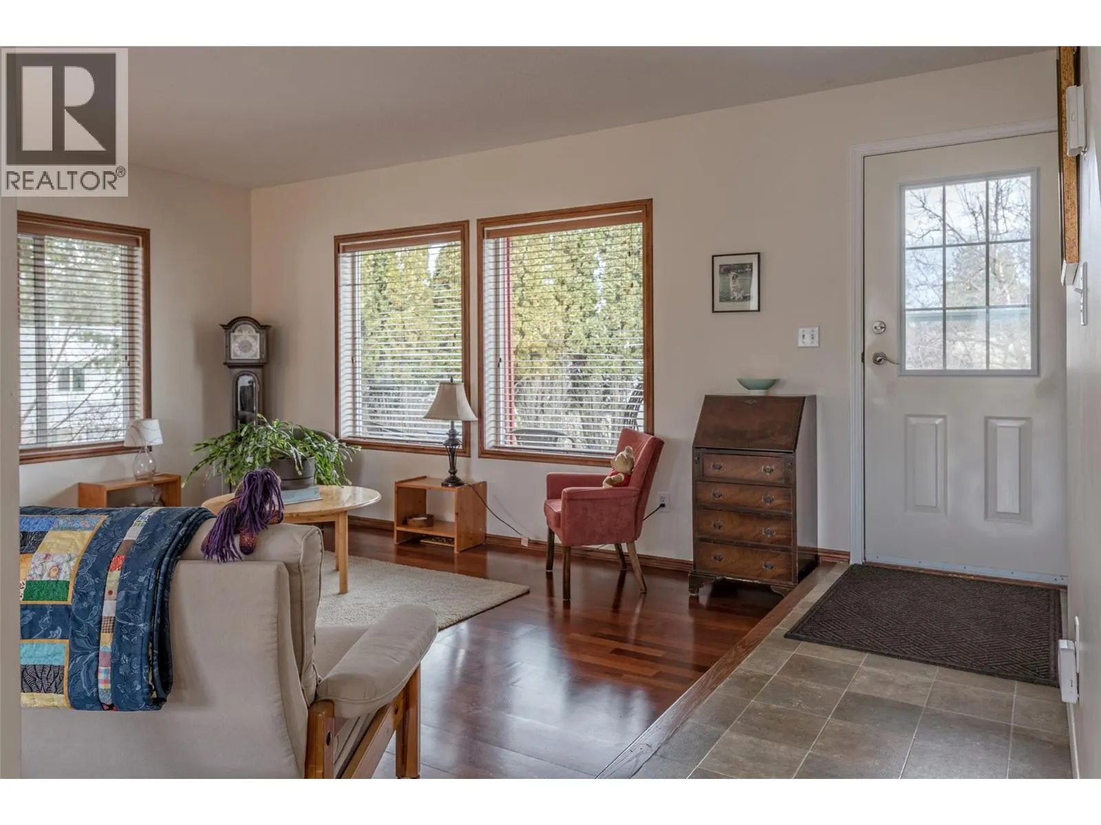 3175 Highland Park Avenue