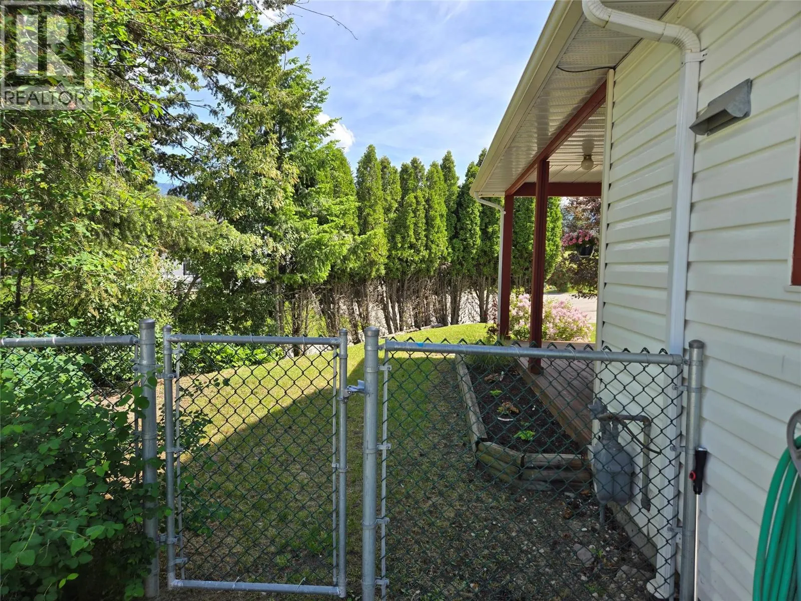3175 Highland Park Avenue